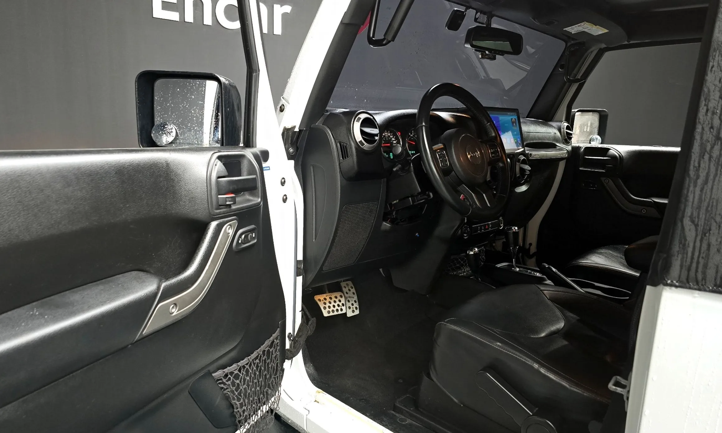 Jeep Wrangler (JK) превью 11