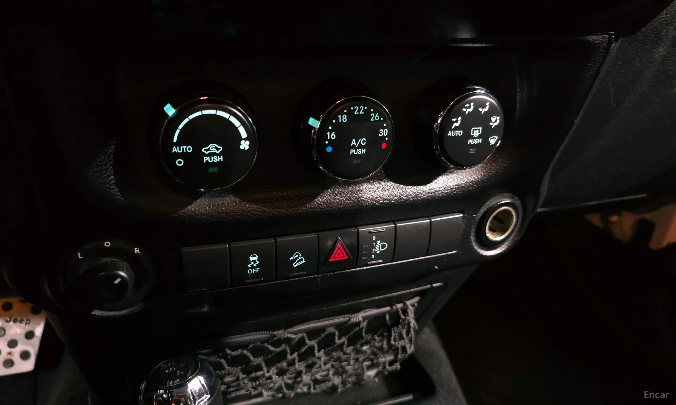 Jeep Wrangler (JK) превью 19