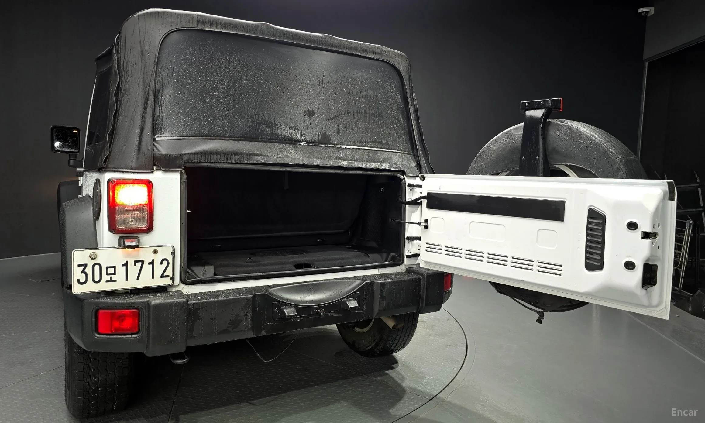 Jeep Wrangler (JK) превью 20