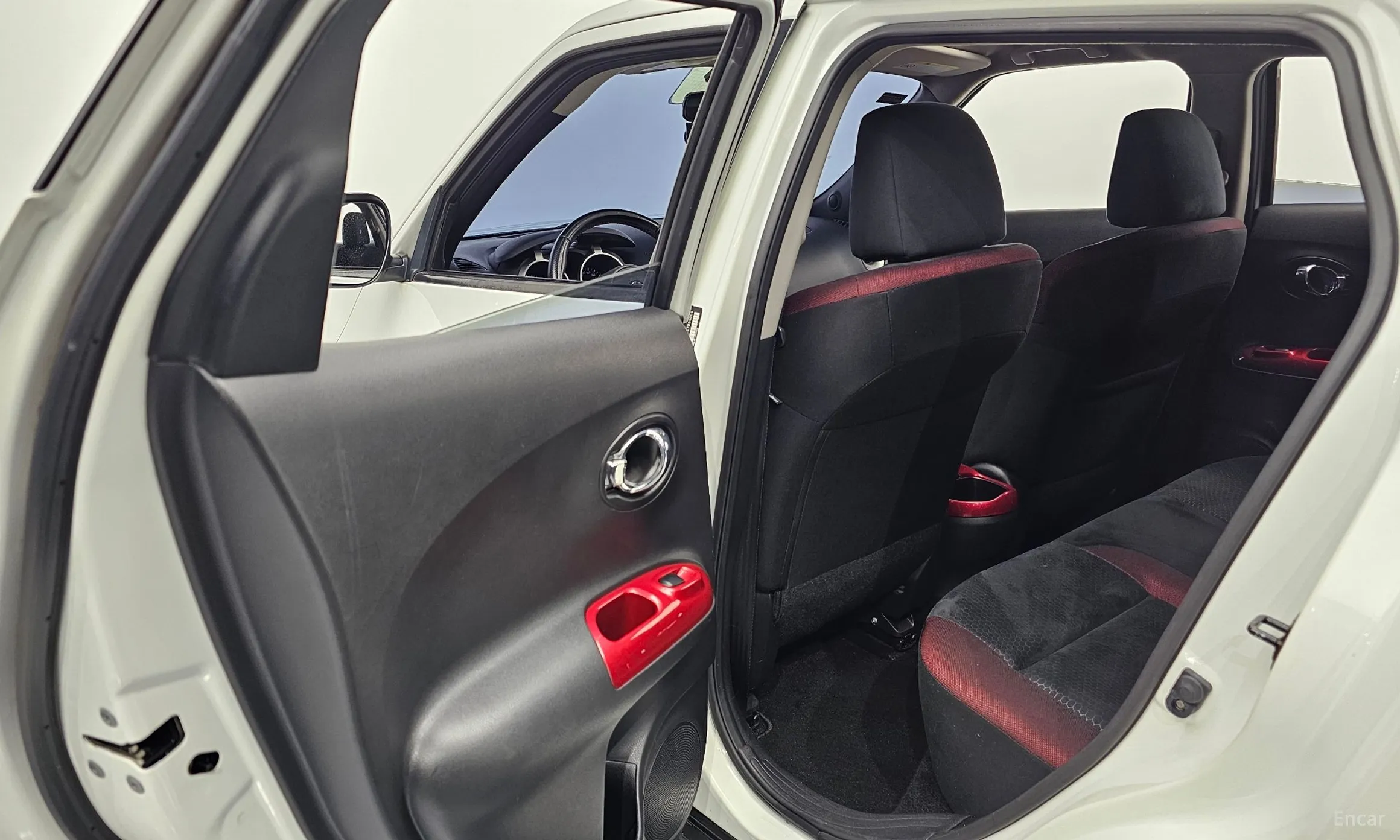 Nissan Juke превью 11