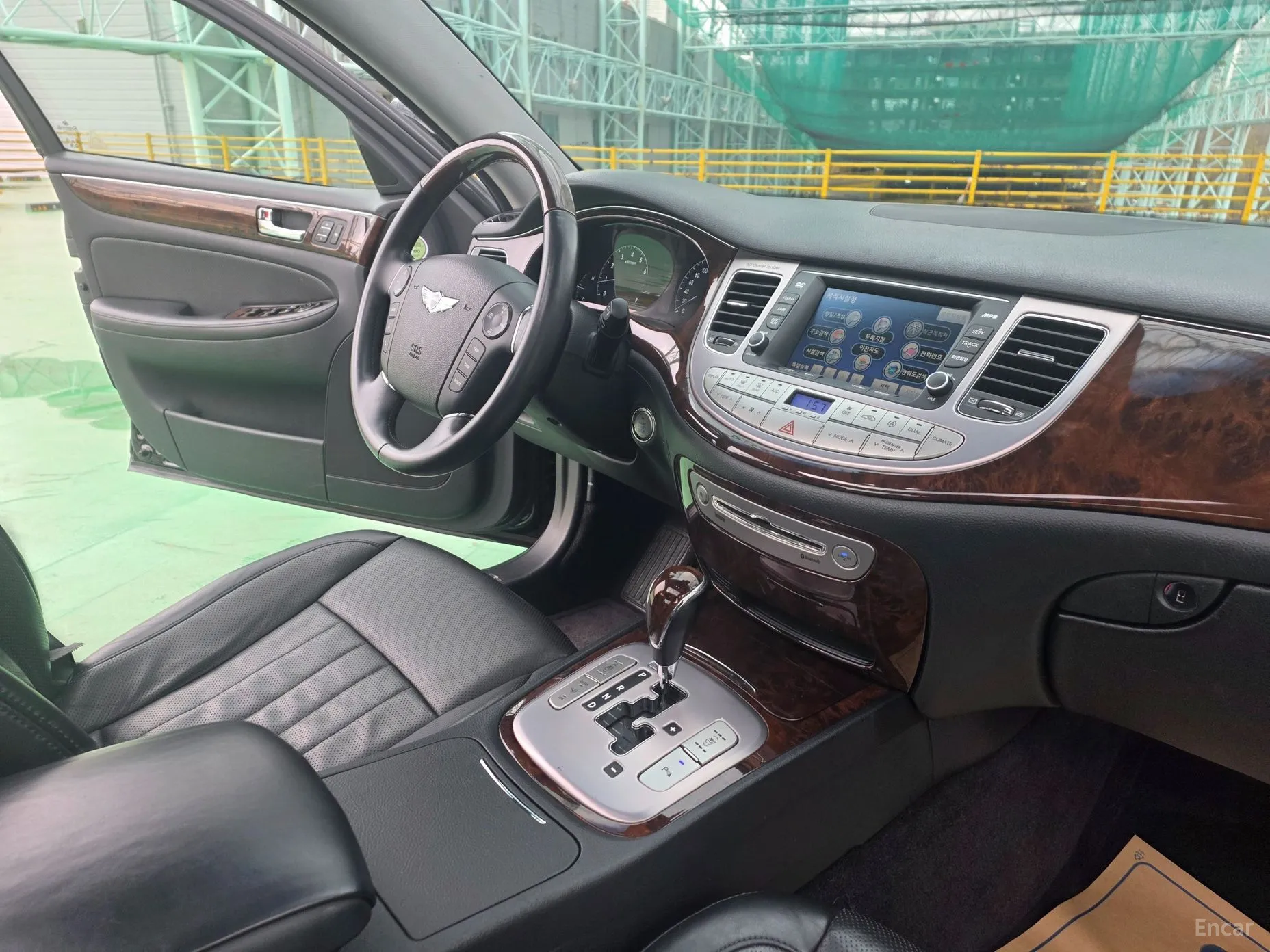 Hyundai Genesis превью 13