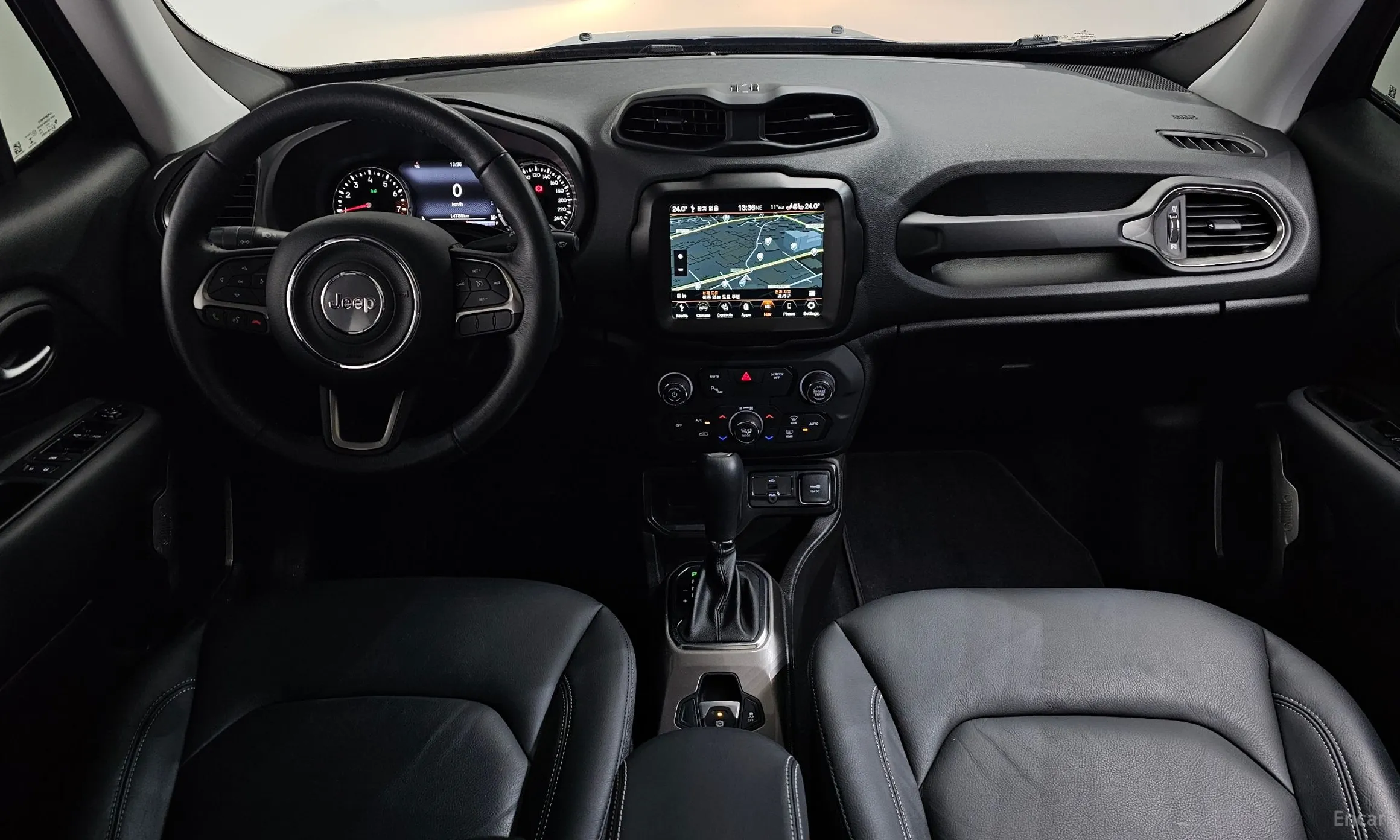 Jeep Renegade превью 7
