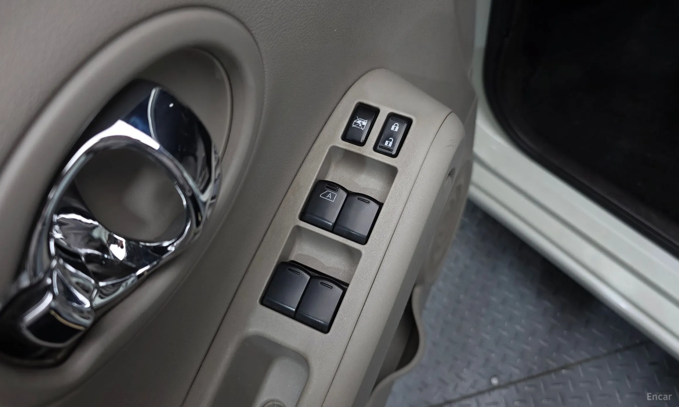 Nissan Cube превью 14