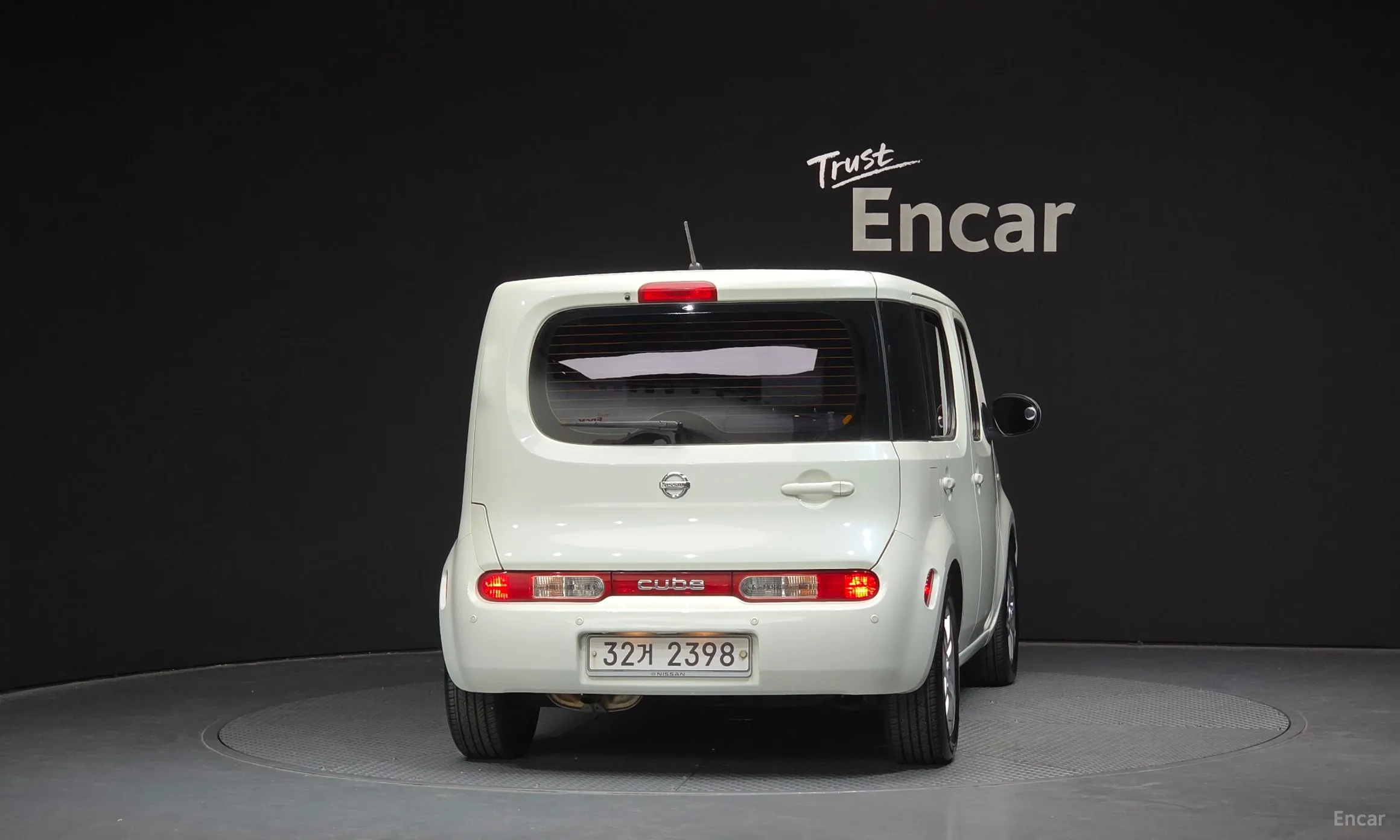 Nissan Cube превью 4