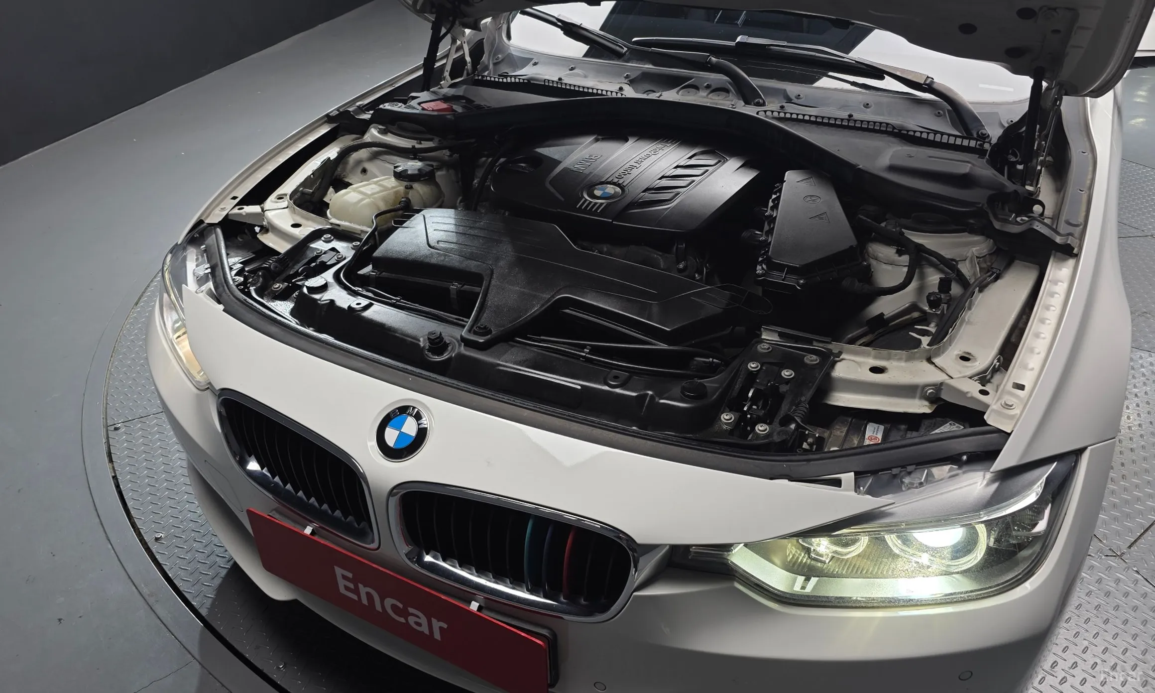 BMW 3 Series (F30) превью 6