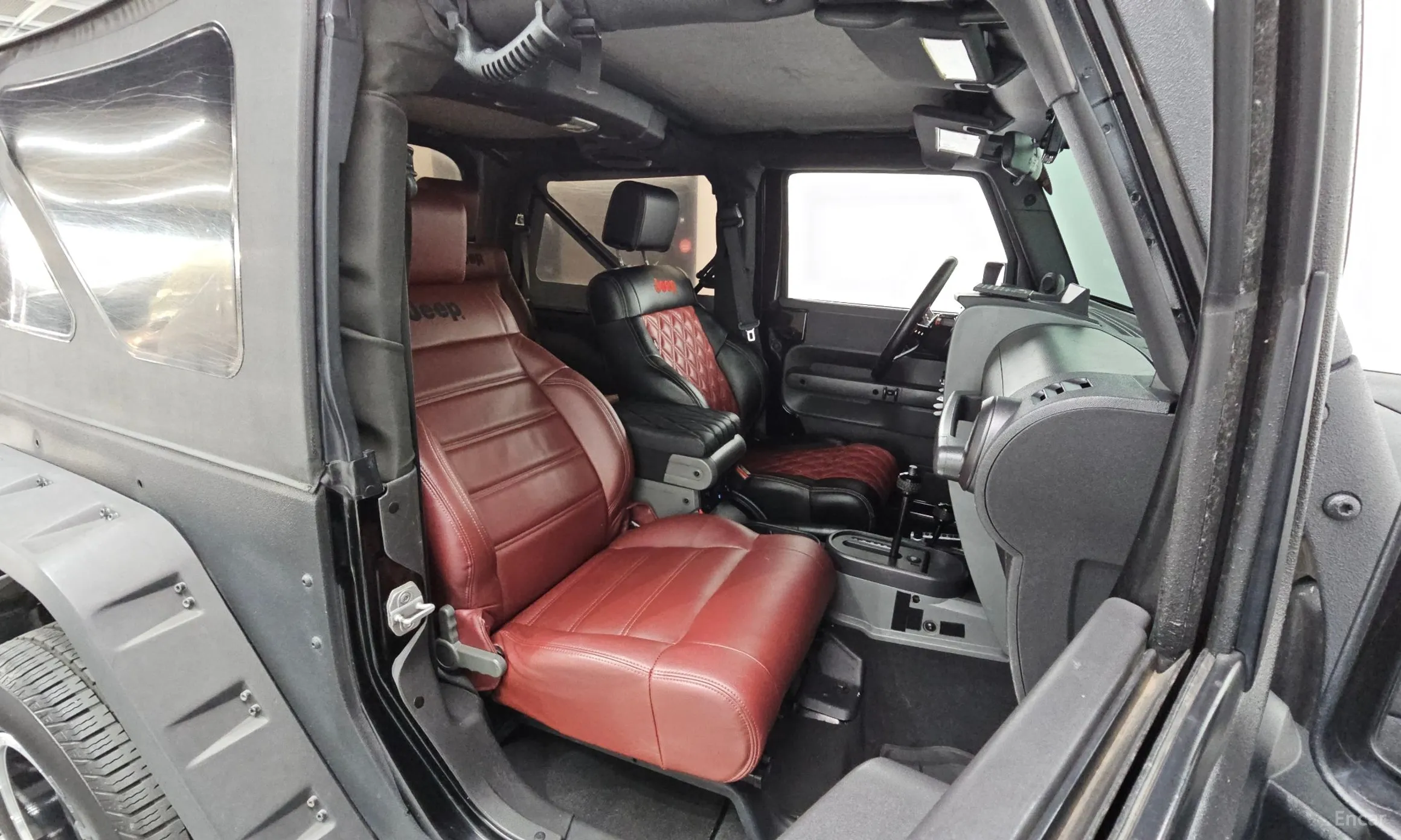 Jeep Wrangler (JK) превью 11