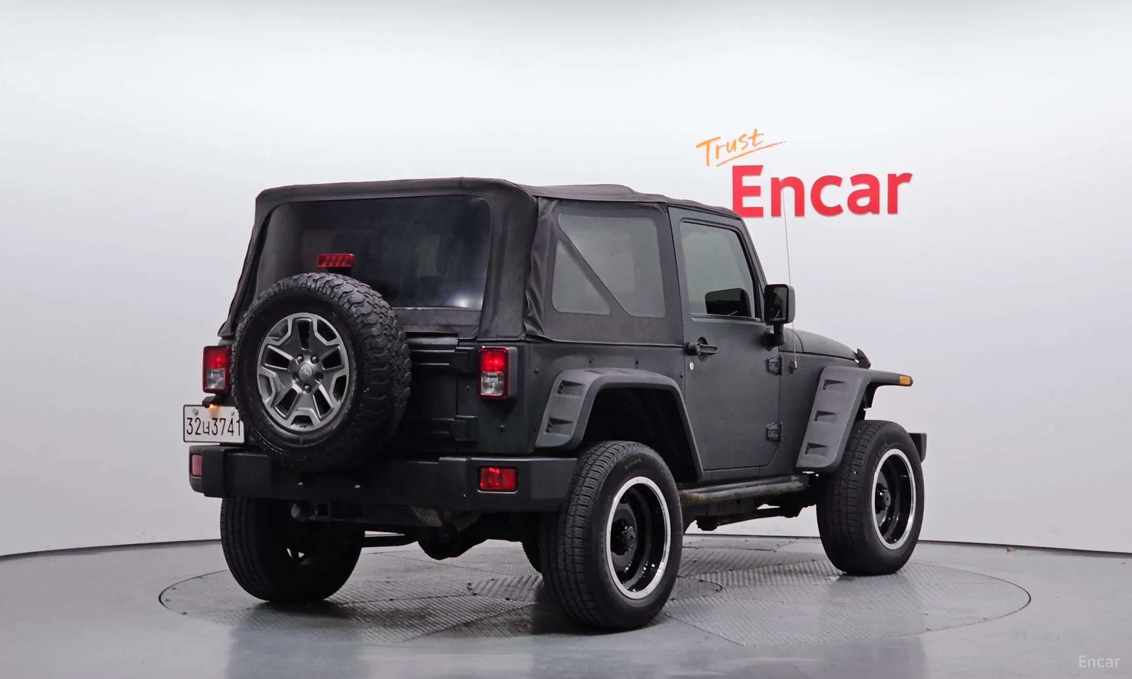 Jeep Wrangler (JK) превью 2