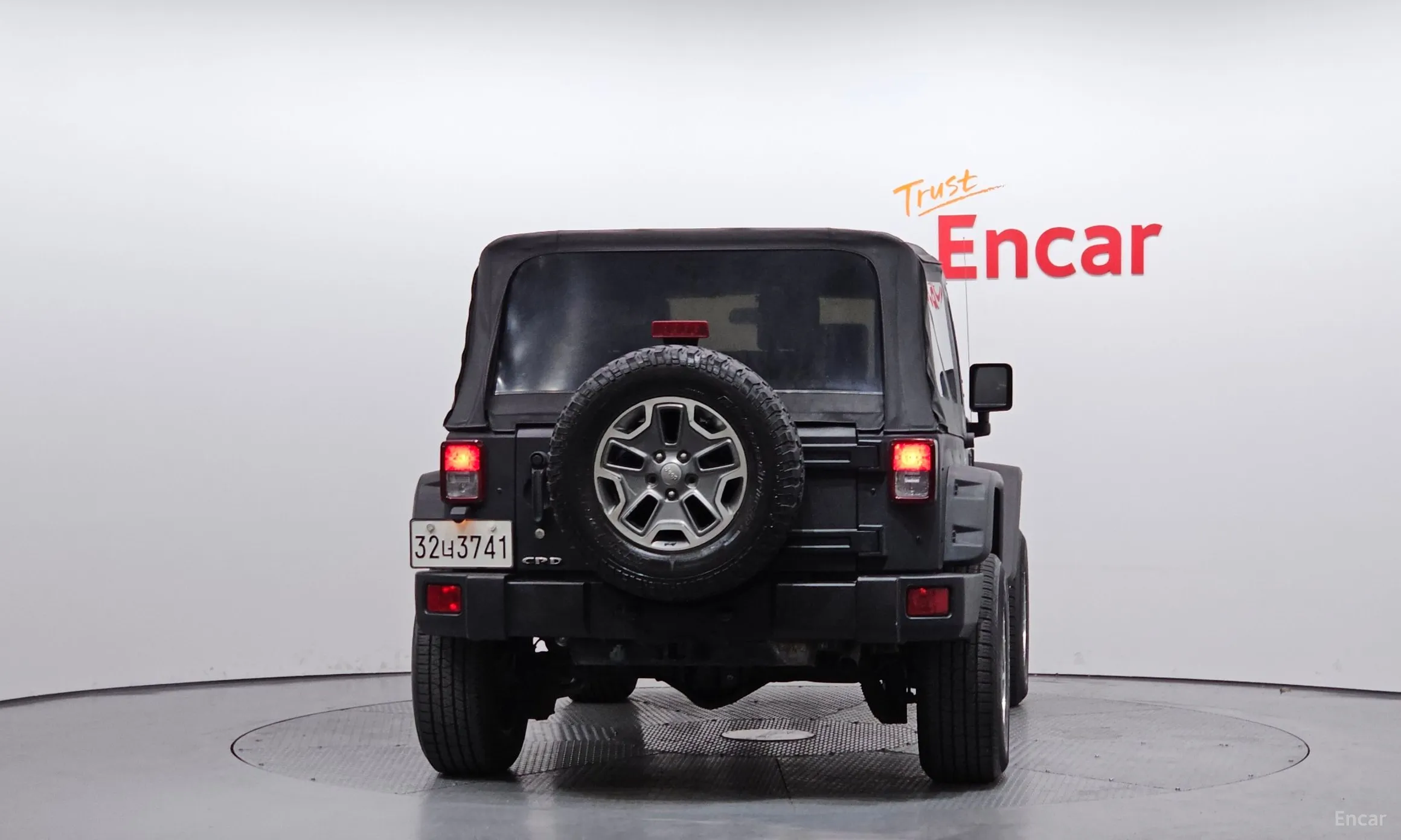 Jeep Wrangler (JK) превью 4