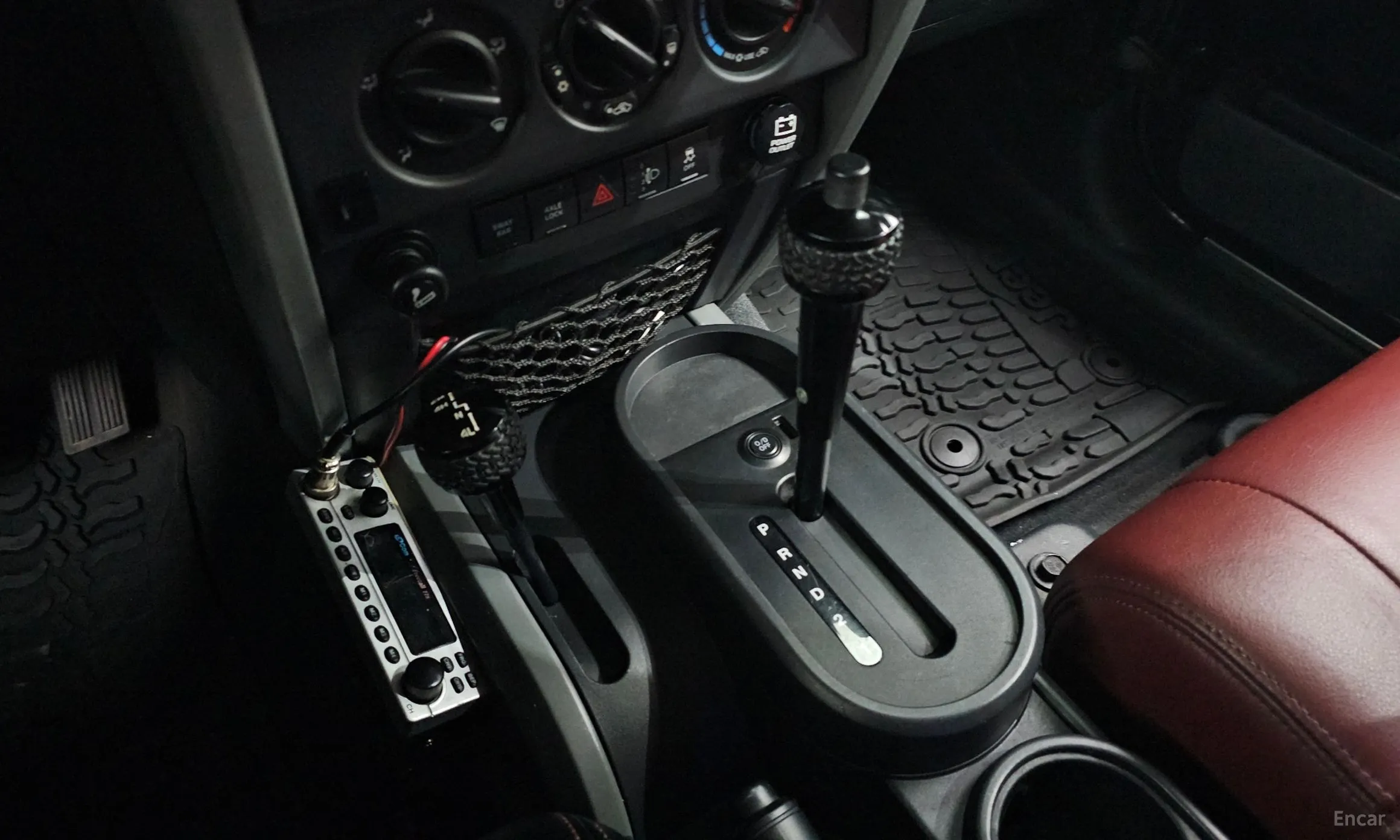 Jeep Wrangler (JK) превью 9