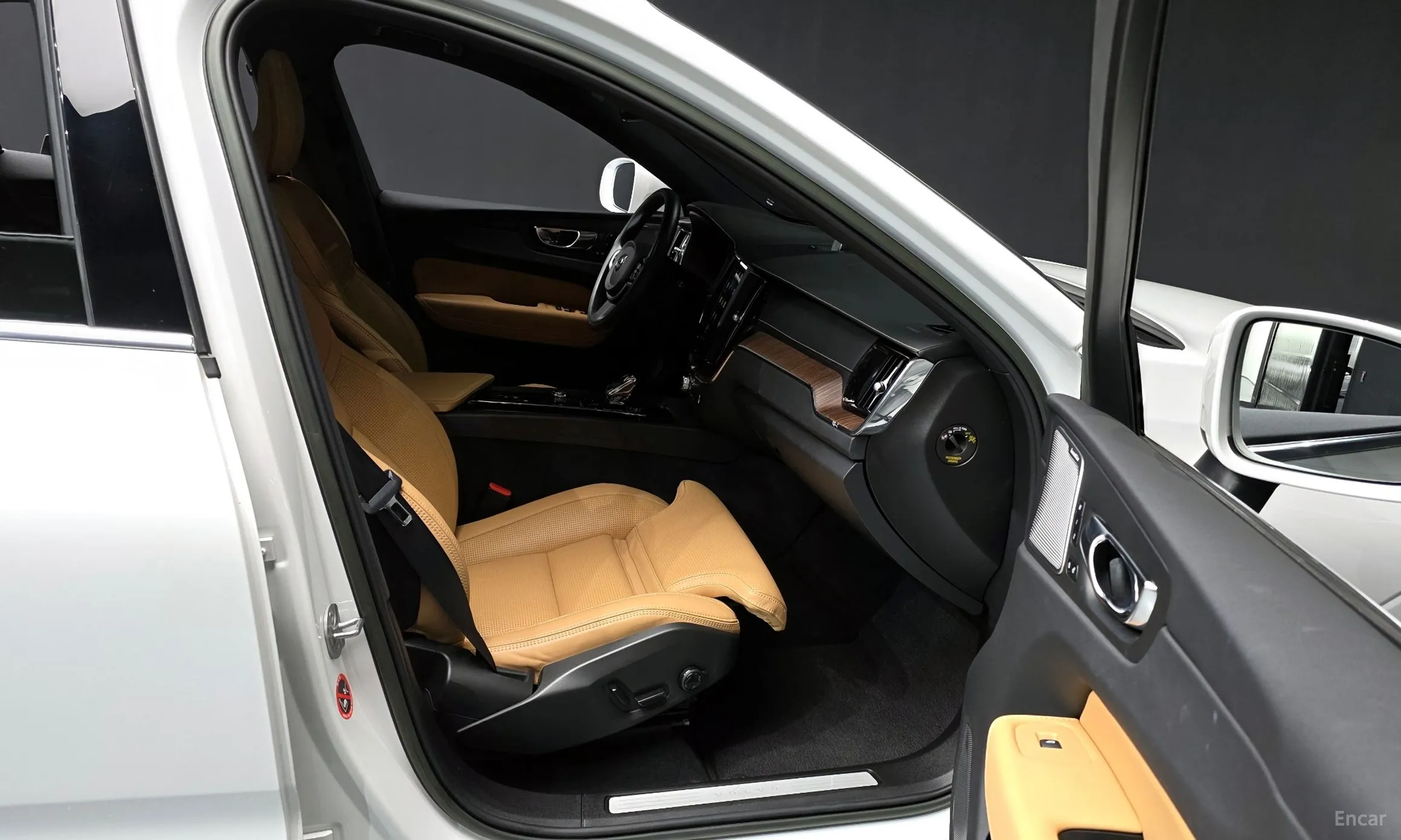 Volvo XC60 Gen 2 превью 11