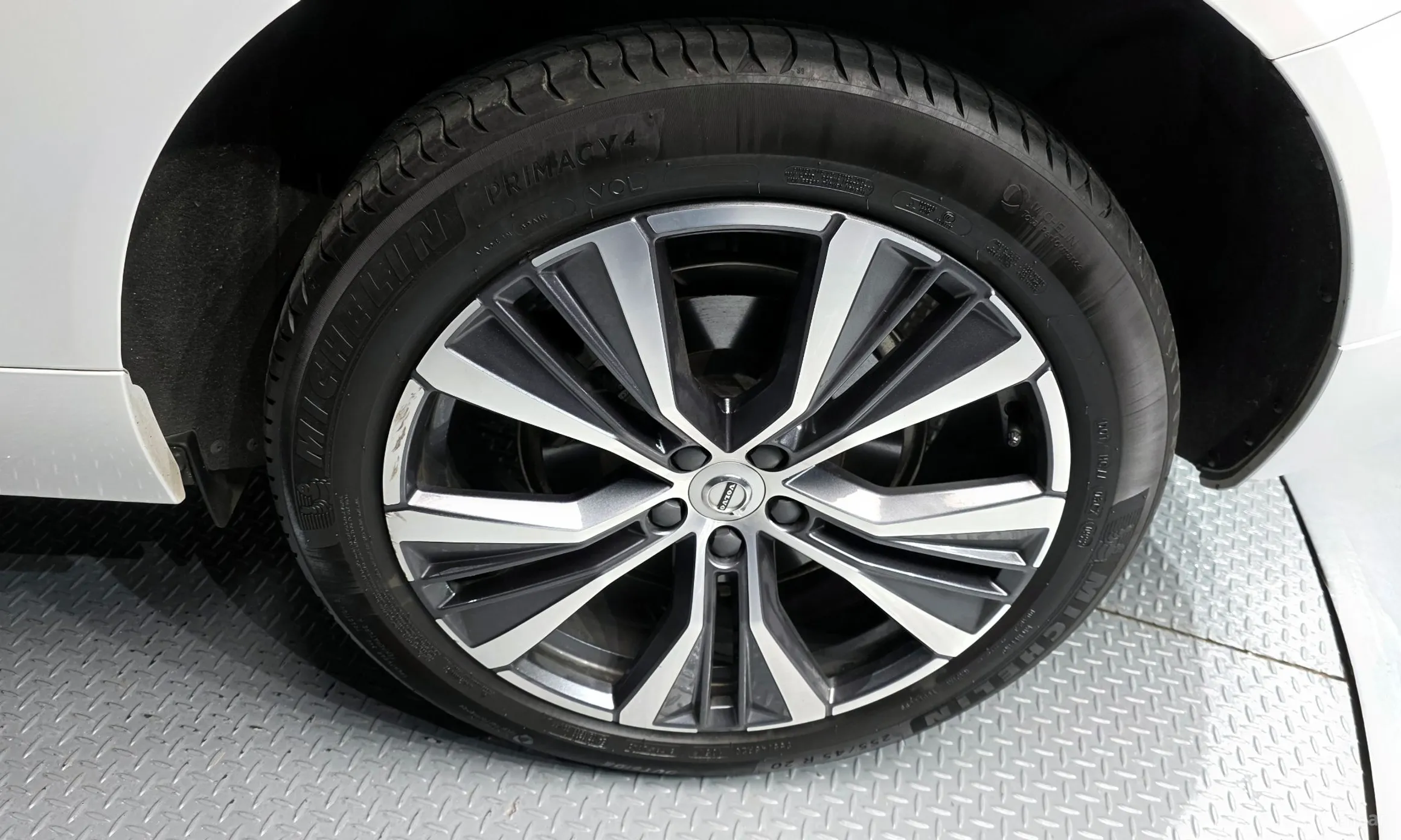 Volvo XC60 Gen 2 превью 5