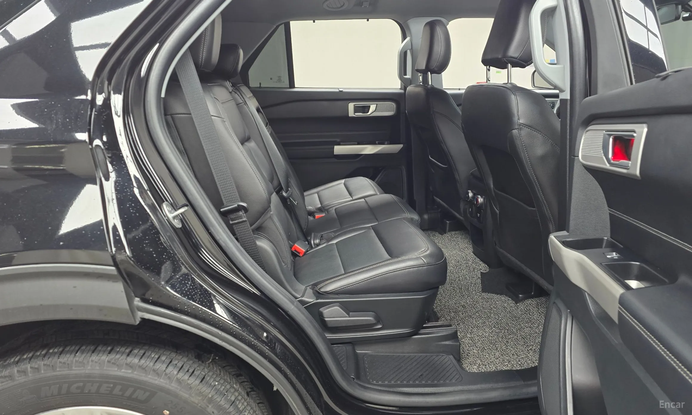 Ford Explorer 6th Generation превью 12