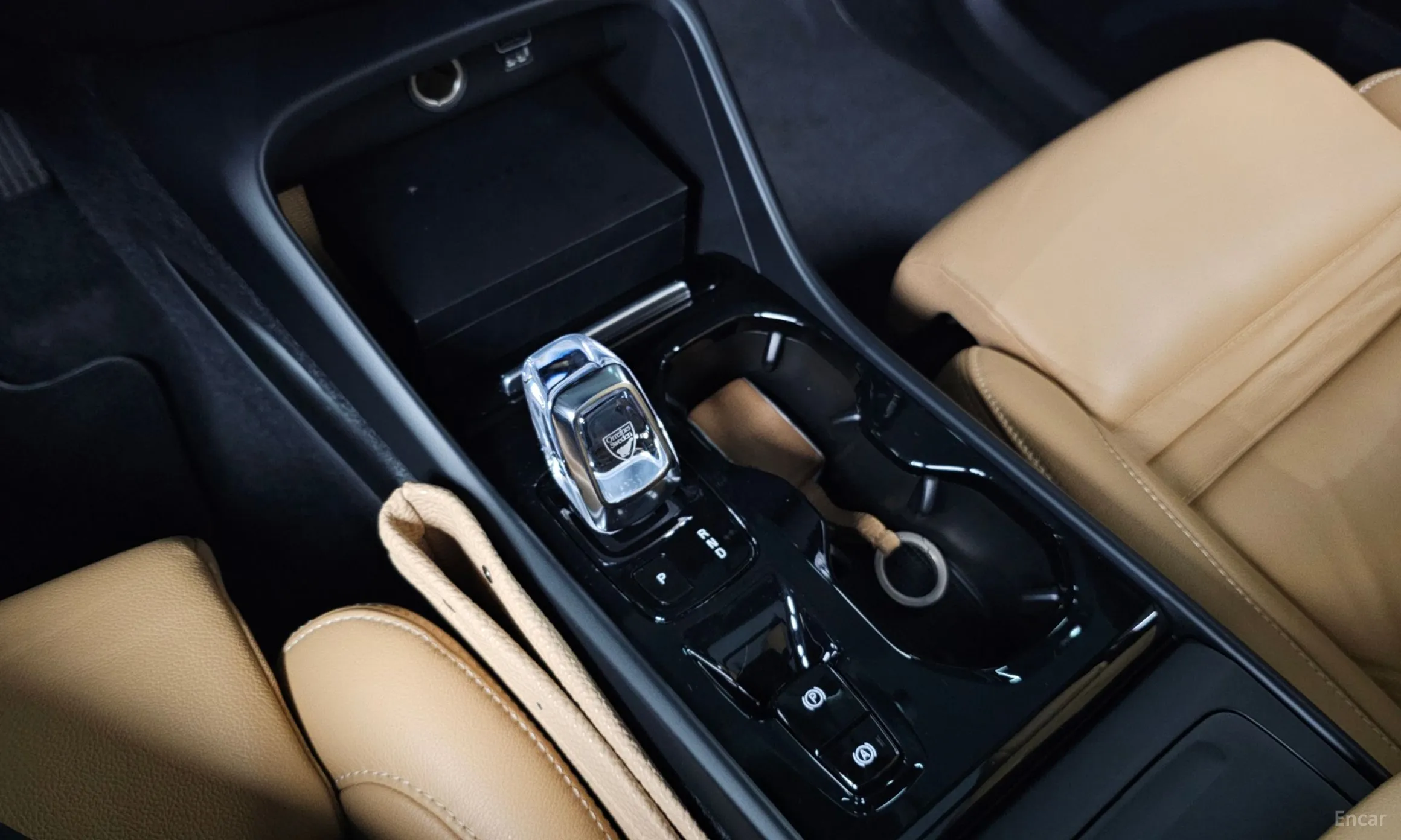 Volvo XC40 превью 9