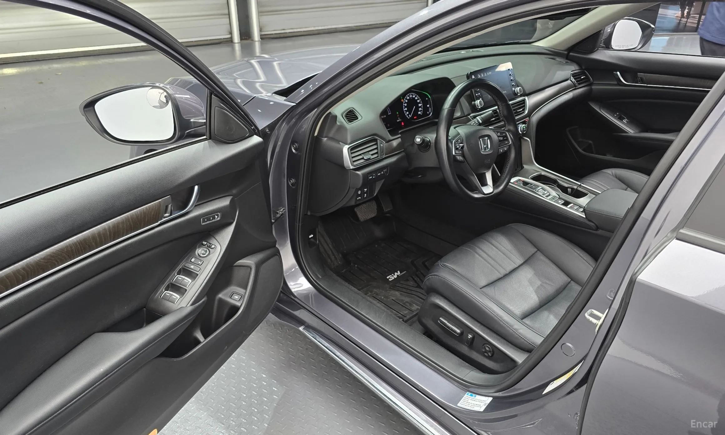 Honda Accord 10th Generation превью 11
