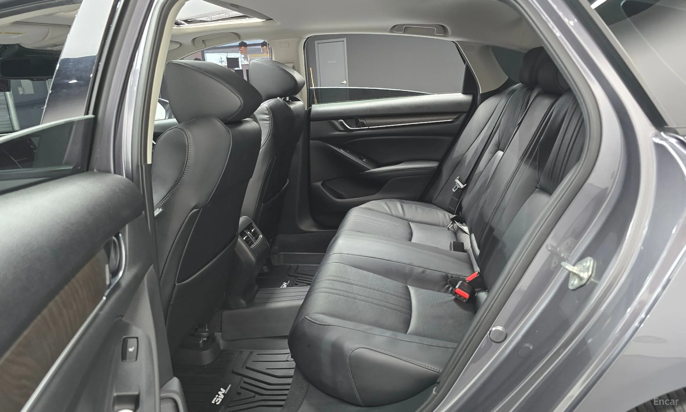 Honda Accord 10th Generation превью 12