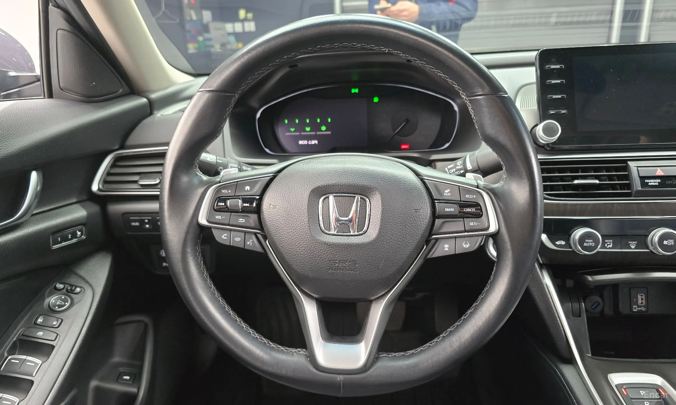 Honda Accord 10th Generation превью 13