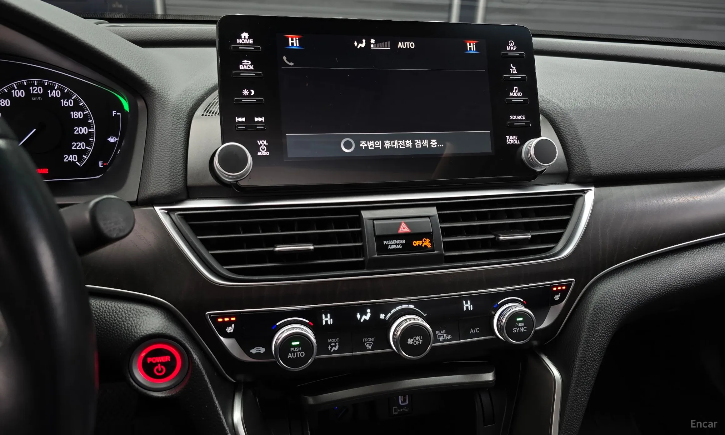 Honda Accord 10th Generation превью 14