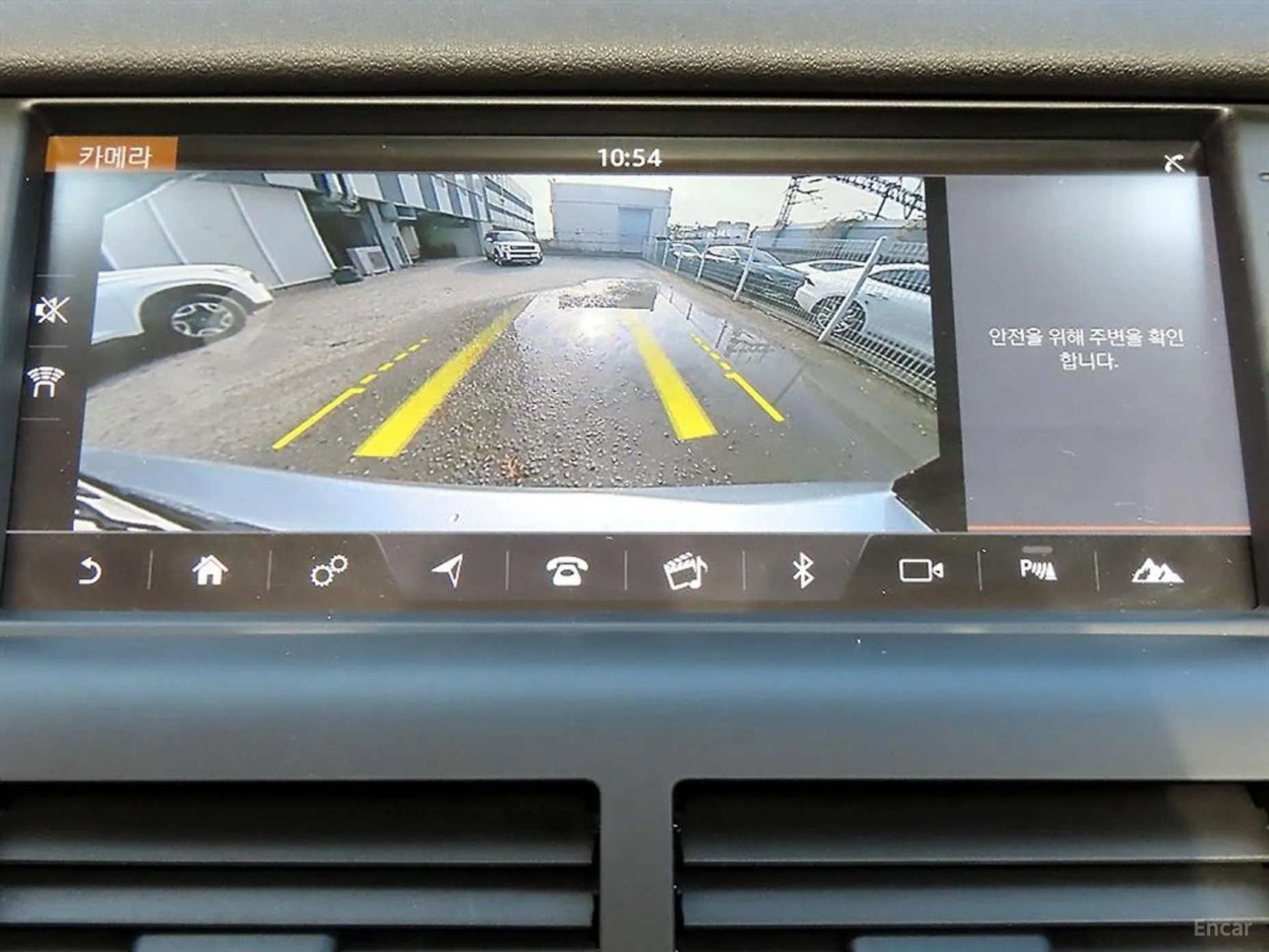 Land Rover Discovery Sports превью 14