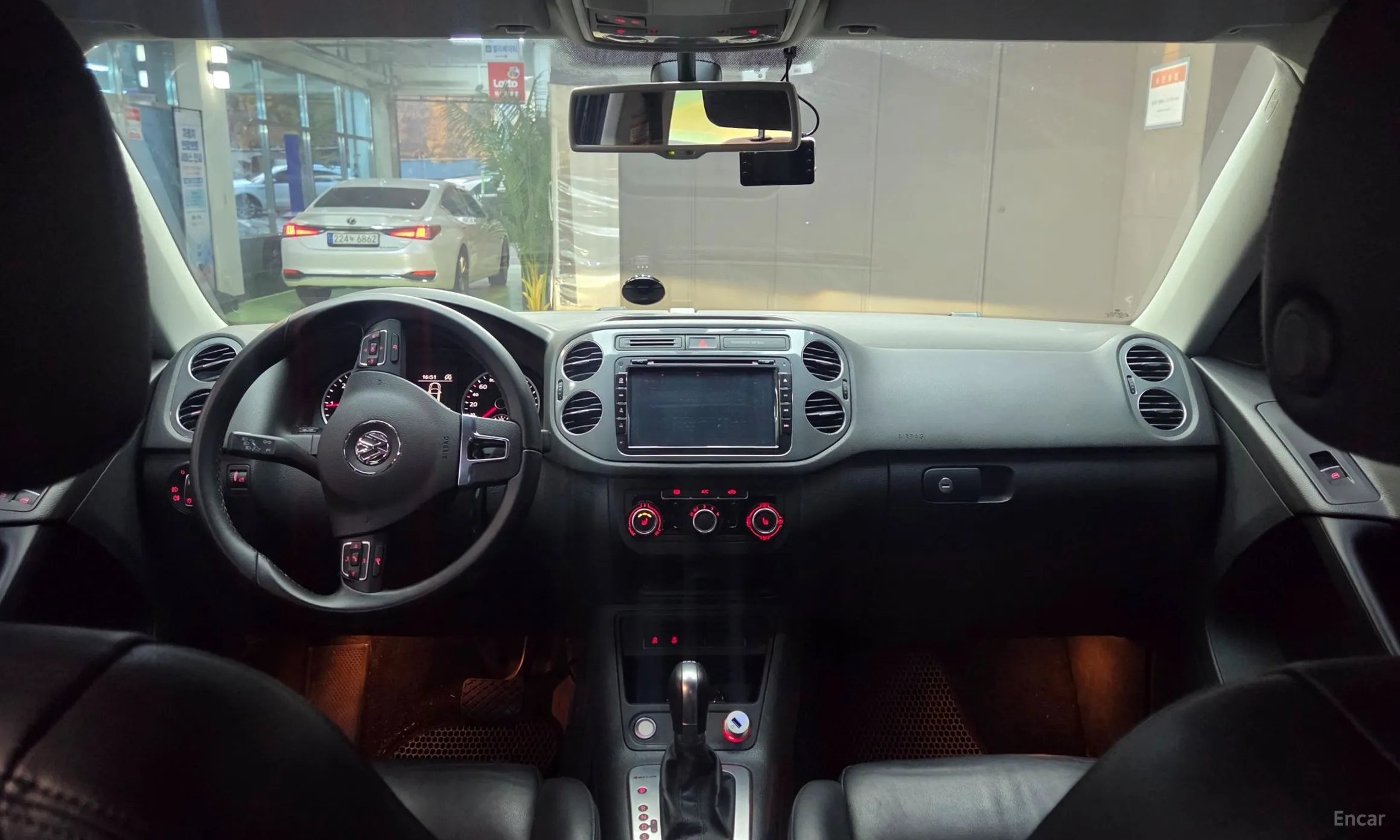 Volkswagen New Tiguan превью 10
