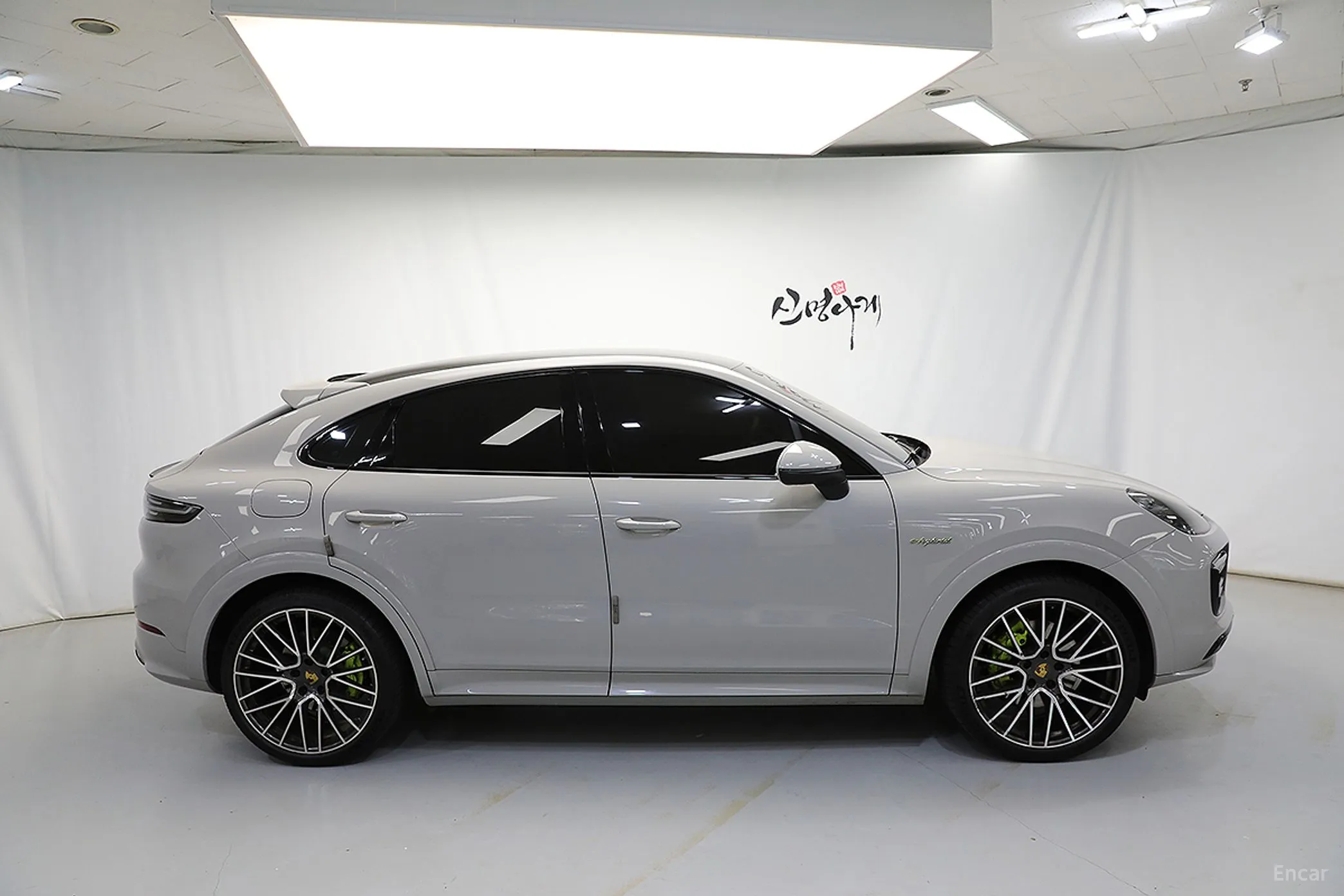 Porsche Cayenne (PO536) превью 3