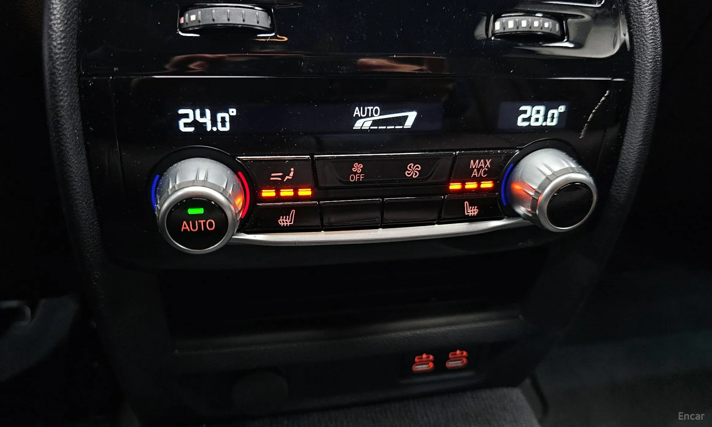 BMW 5 Series (G30) превью 18