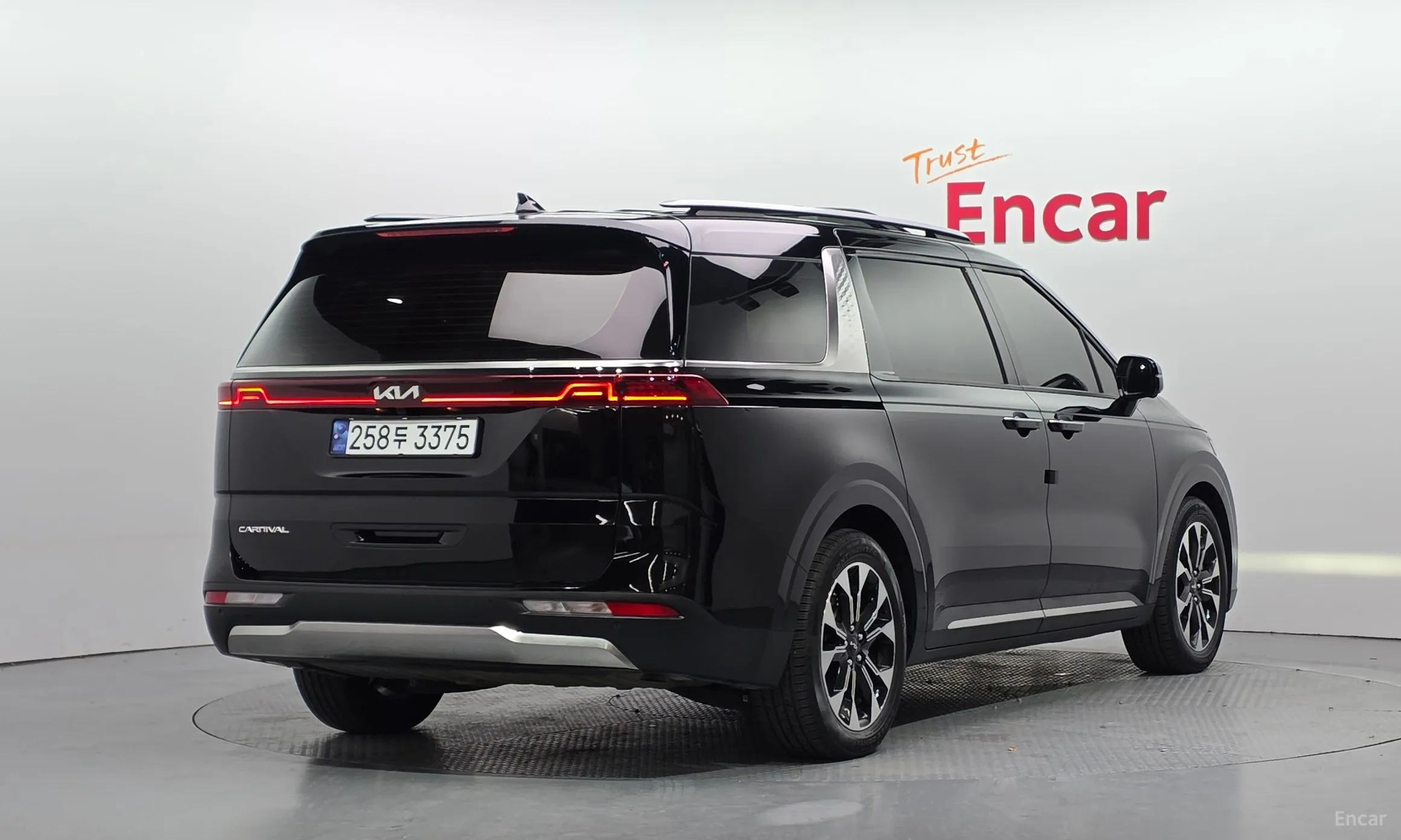 Kia Carnival Gen 4 превью 2