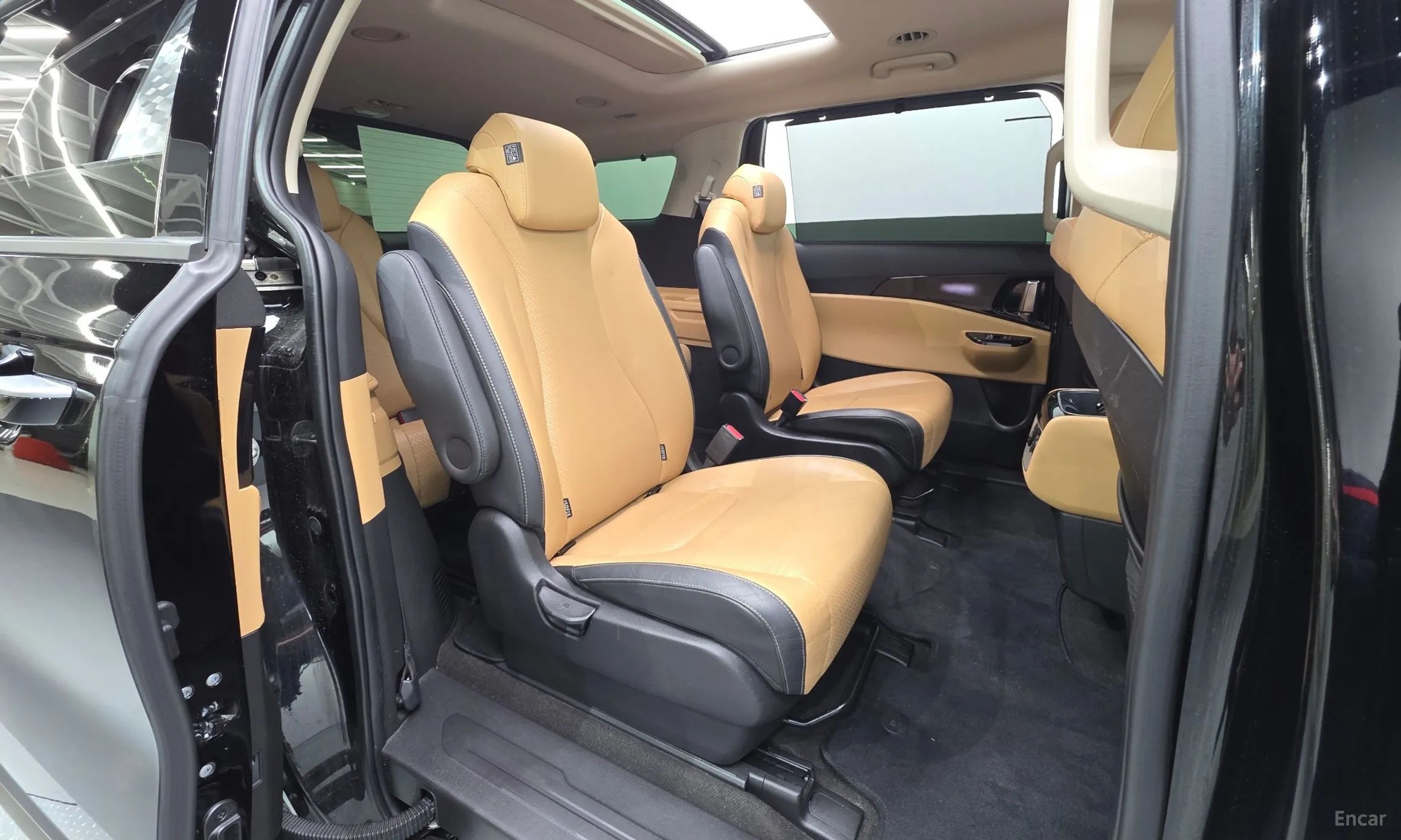Kia Carnival Gen 4 превью 19