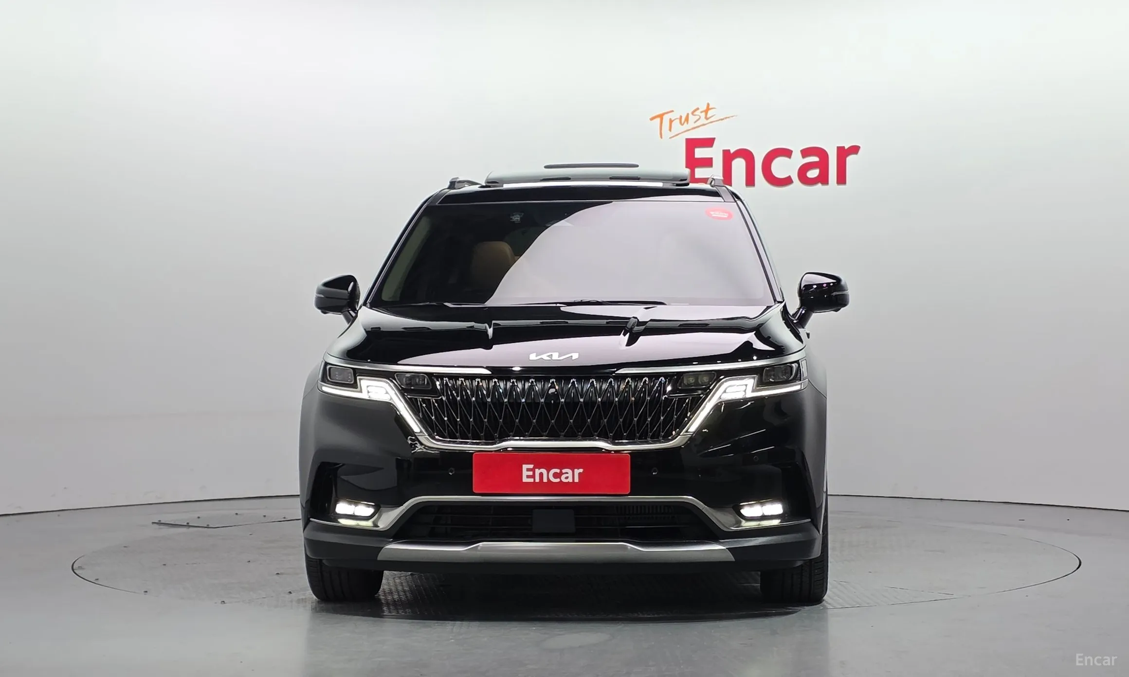 Kia Carnival Gen 4 превью 3
