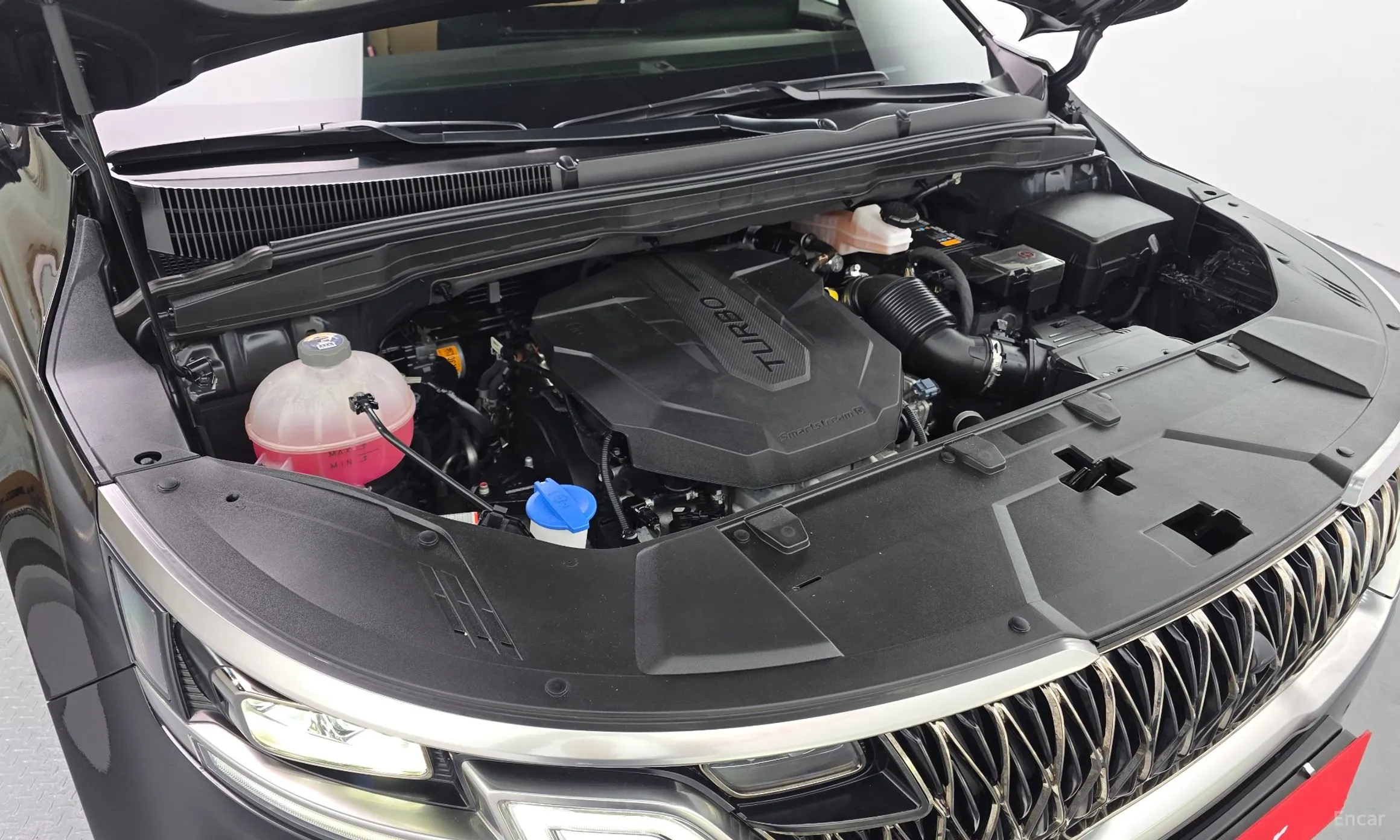 Kia Carnival Gen 4 превью 6