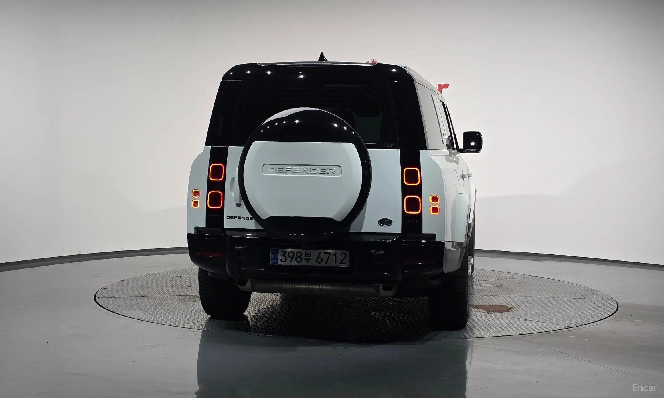 Land Rover Defender (L663) превью 4
