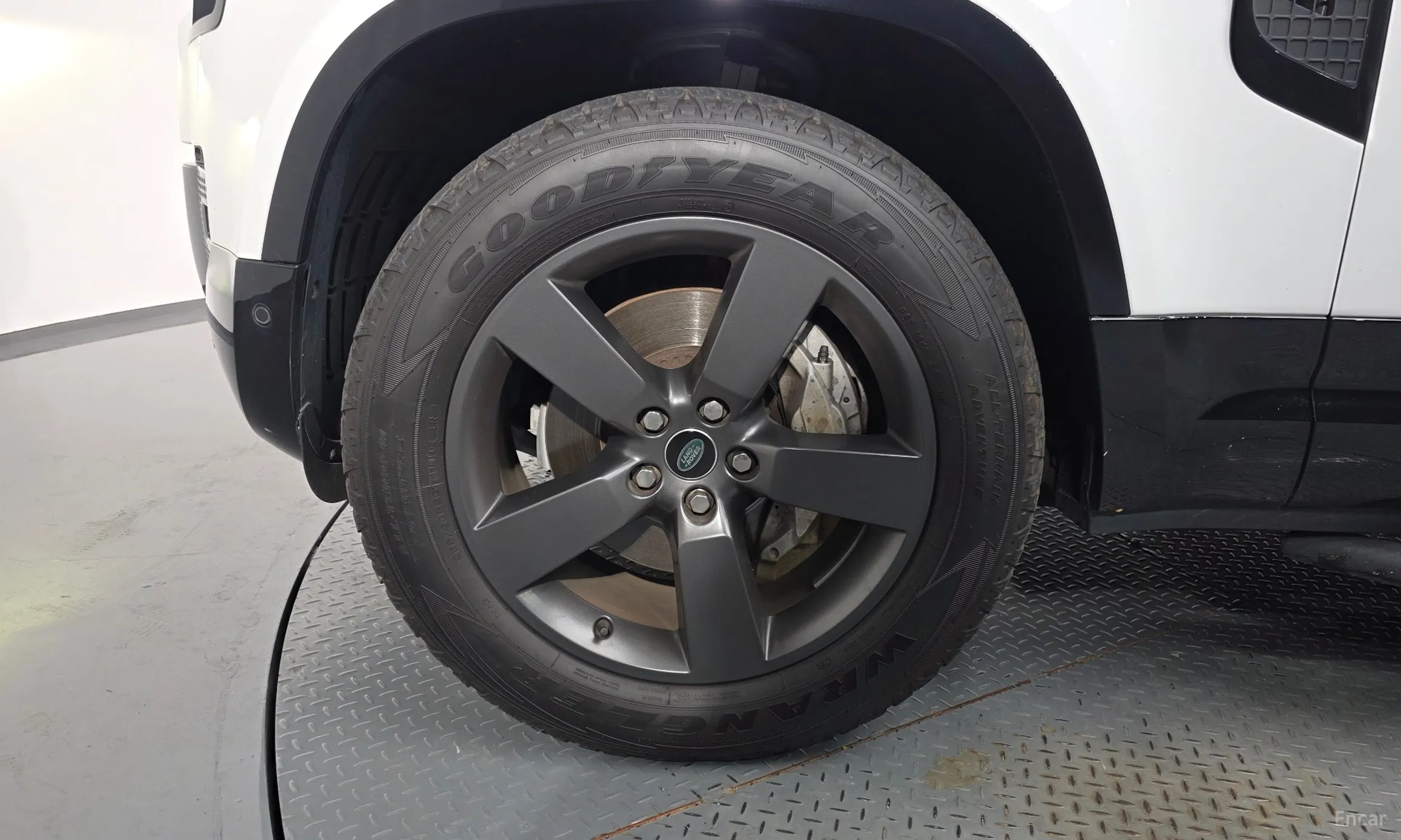 Land Rover Defender (L663) превью 5