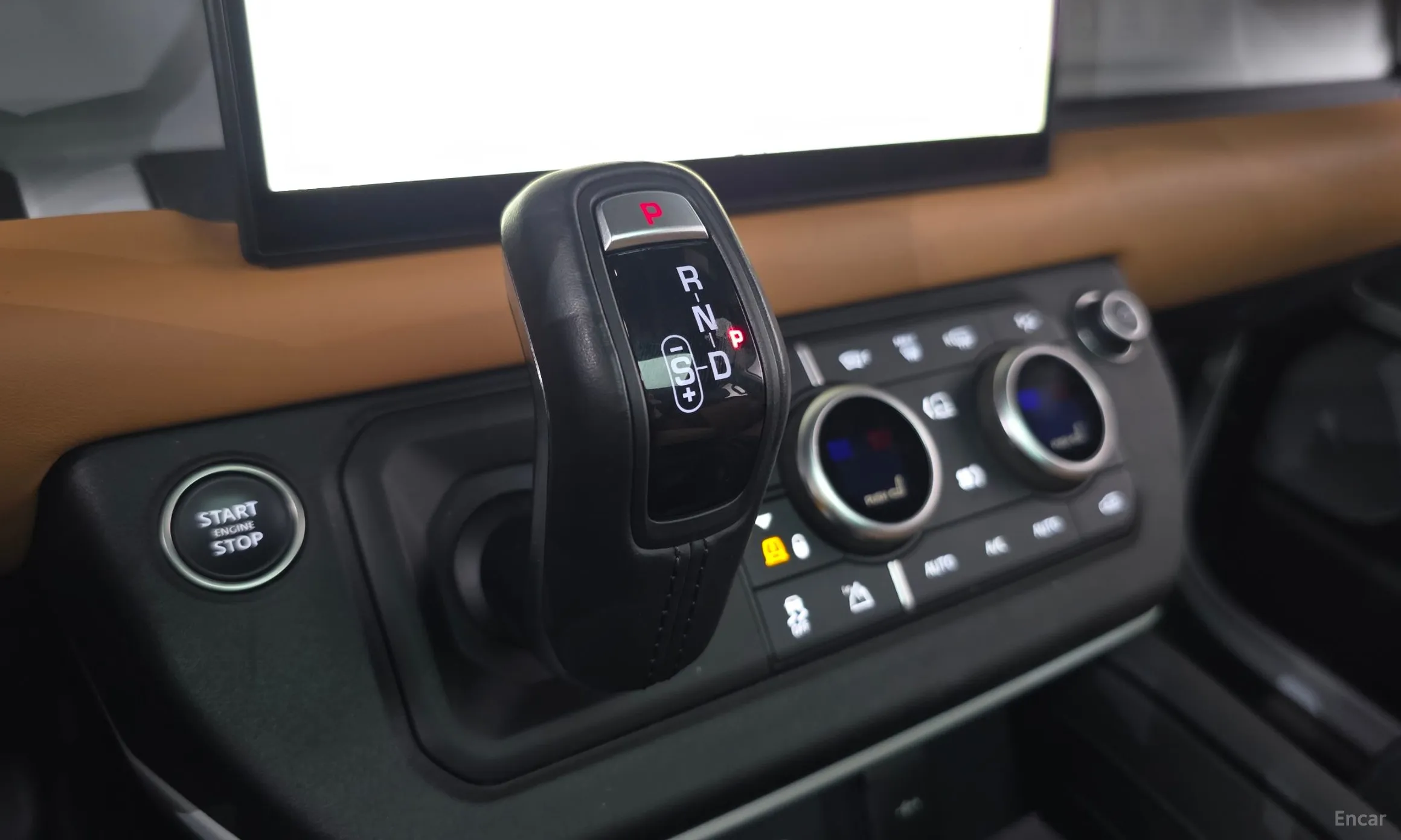 Land Rover Defender (L663) превью 9