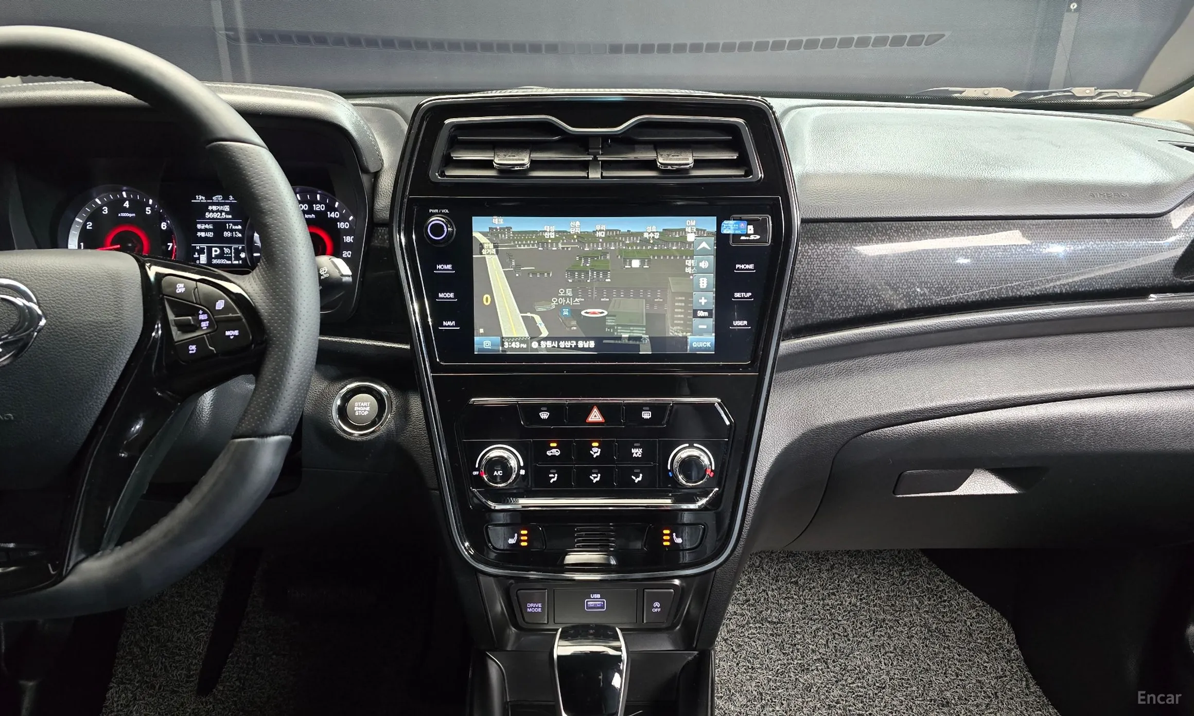 KG Mobility (SsangYong) Berry New Tivoli превью 14