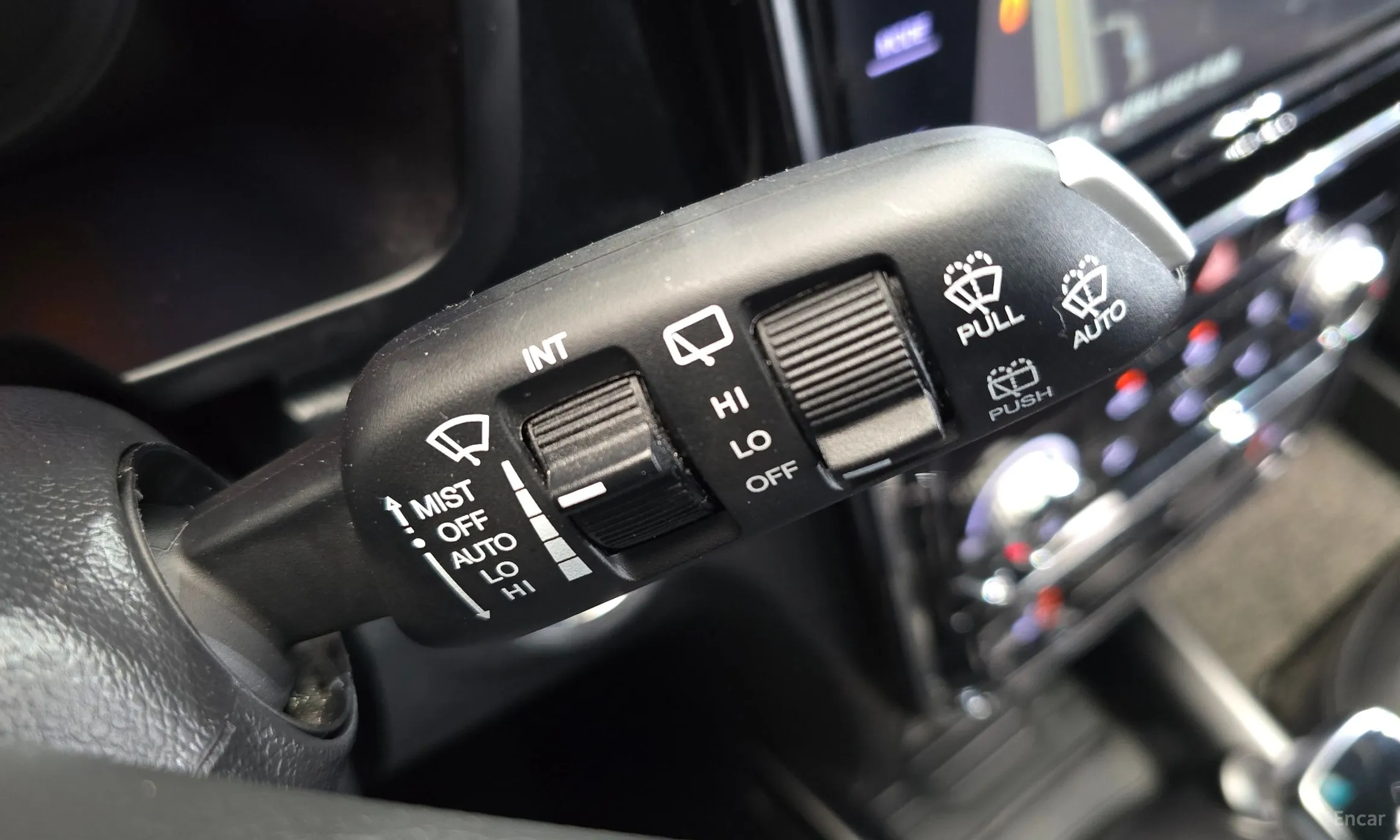 KG Mobility (SsangYong) Berry New Tivoli превью 17