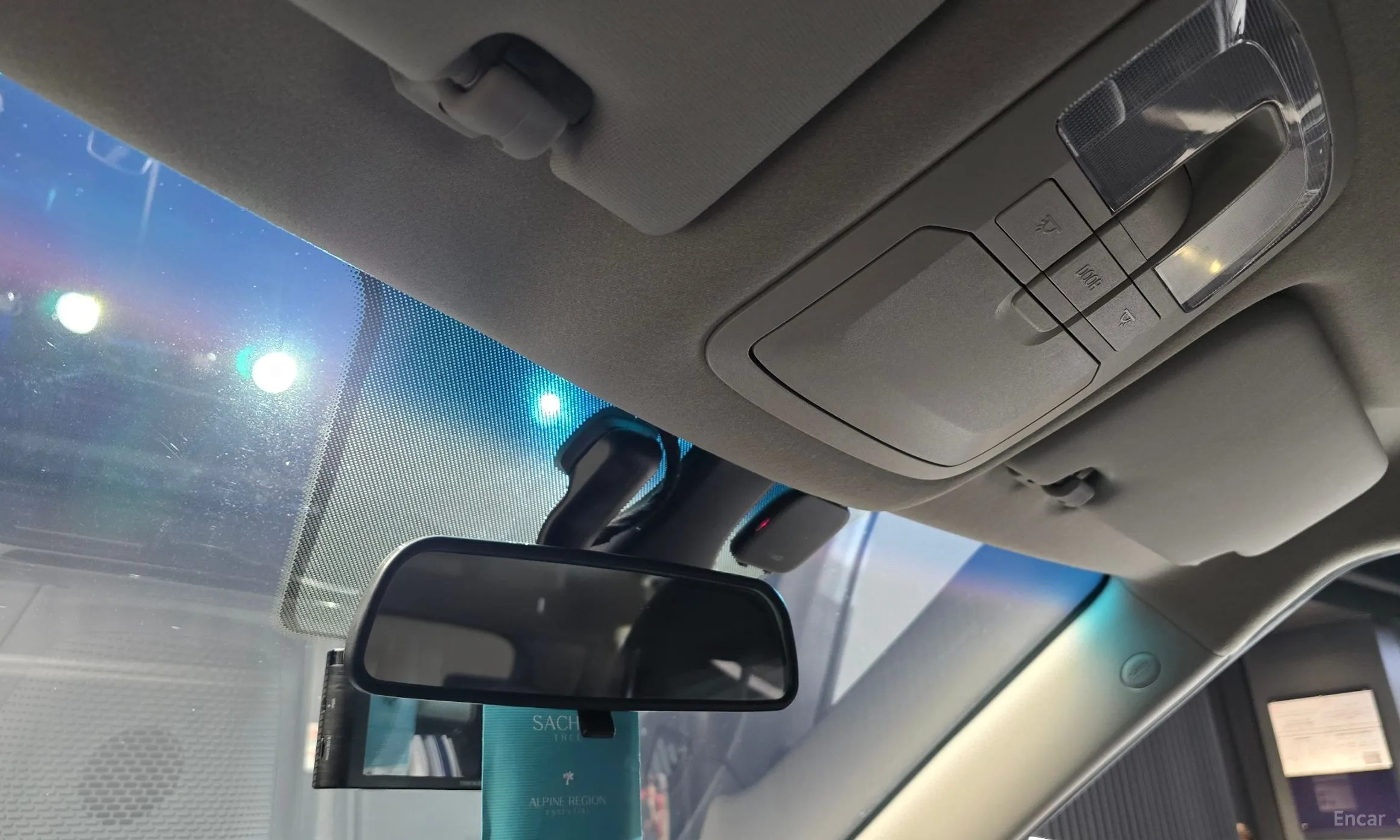 KG Mobility (SsangYong) Berry New Tivoli превью 19