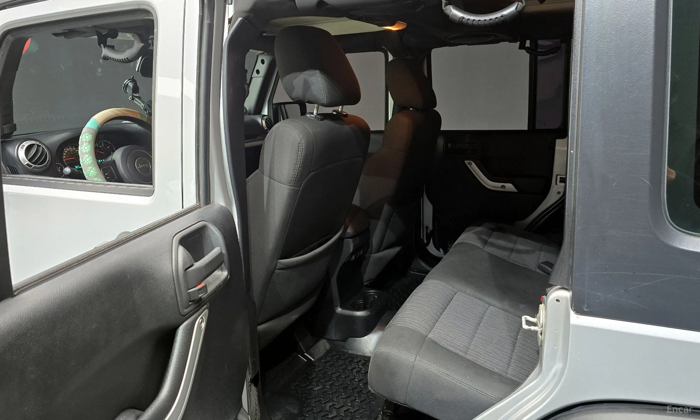 Jeep Wrangler (JK) превью 11