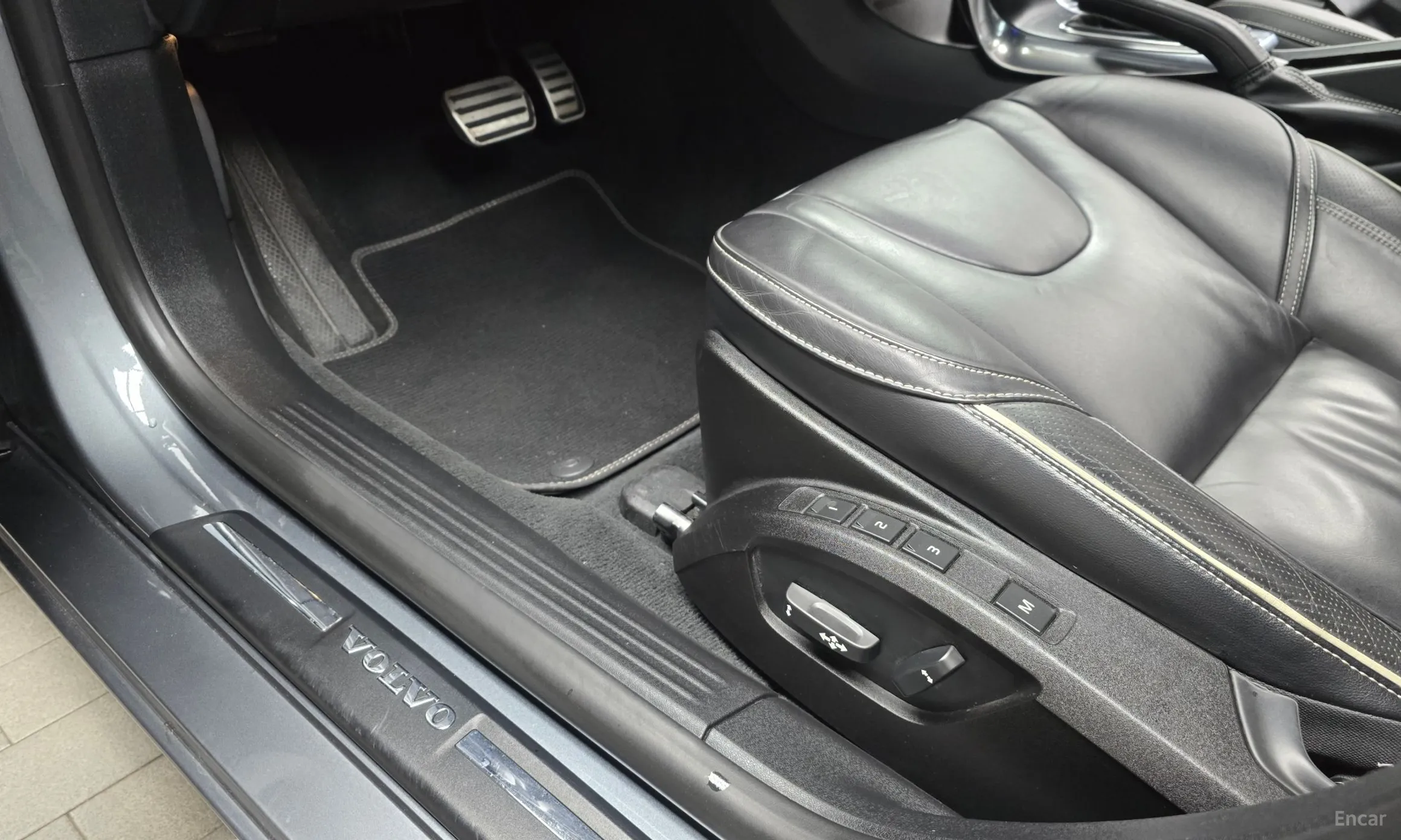 Volvo V40 превью 18