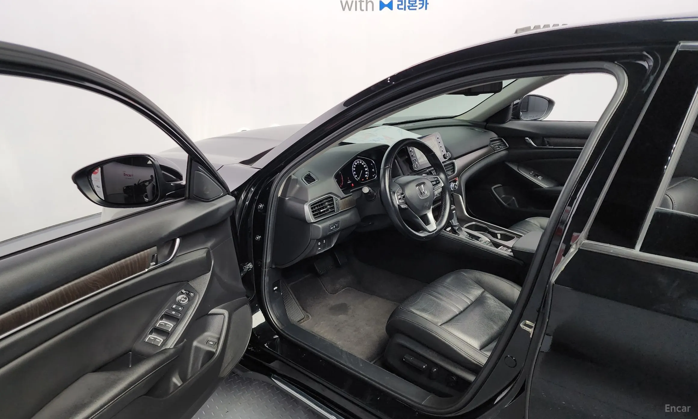Honda Accord 10th Generation превью 11