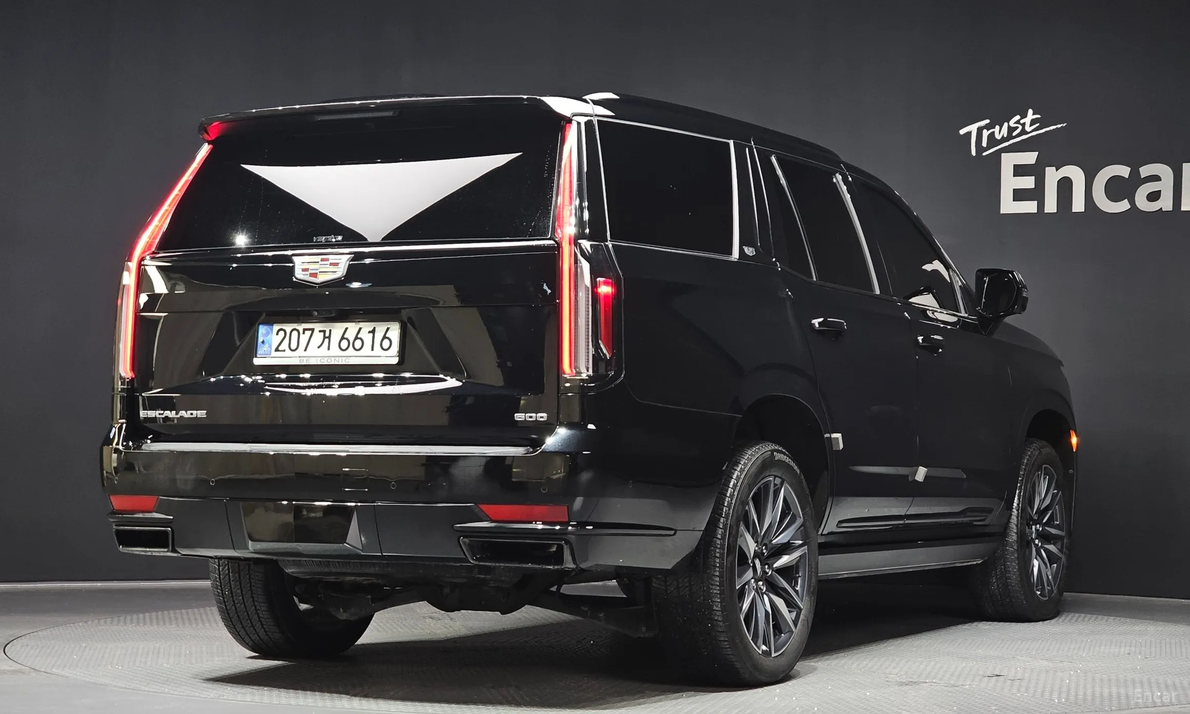 Cadillac Escalade 5th Generation