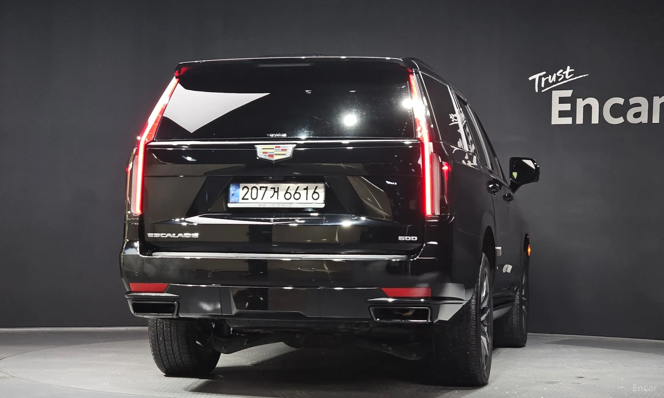 Cadillac Escalade 5th Generation превью 4