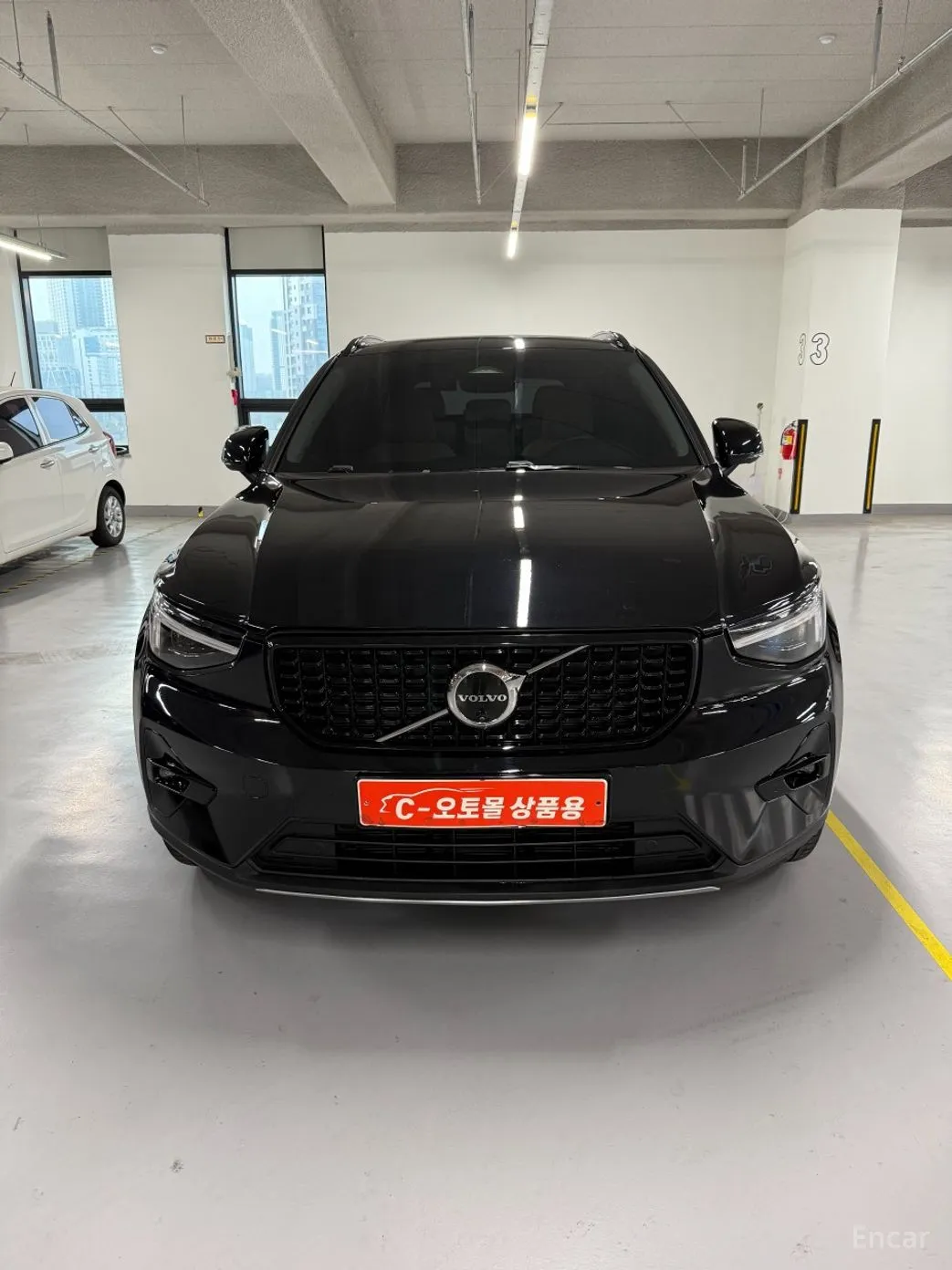 Volvo XC40 превью 3