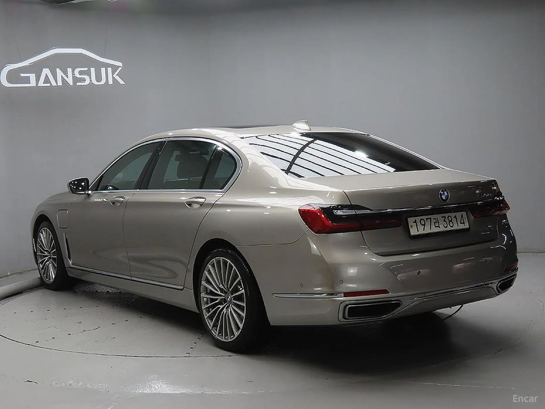 BMW 7 Series (G11)