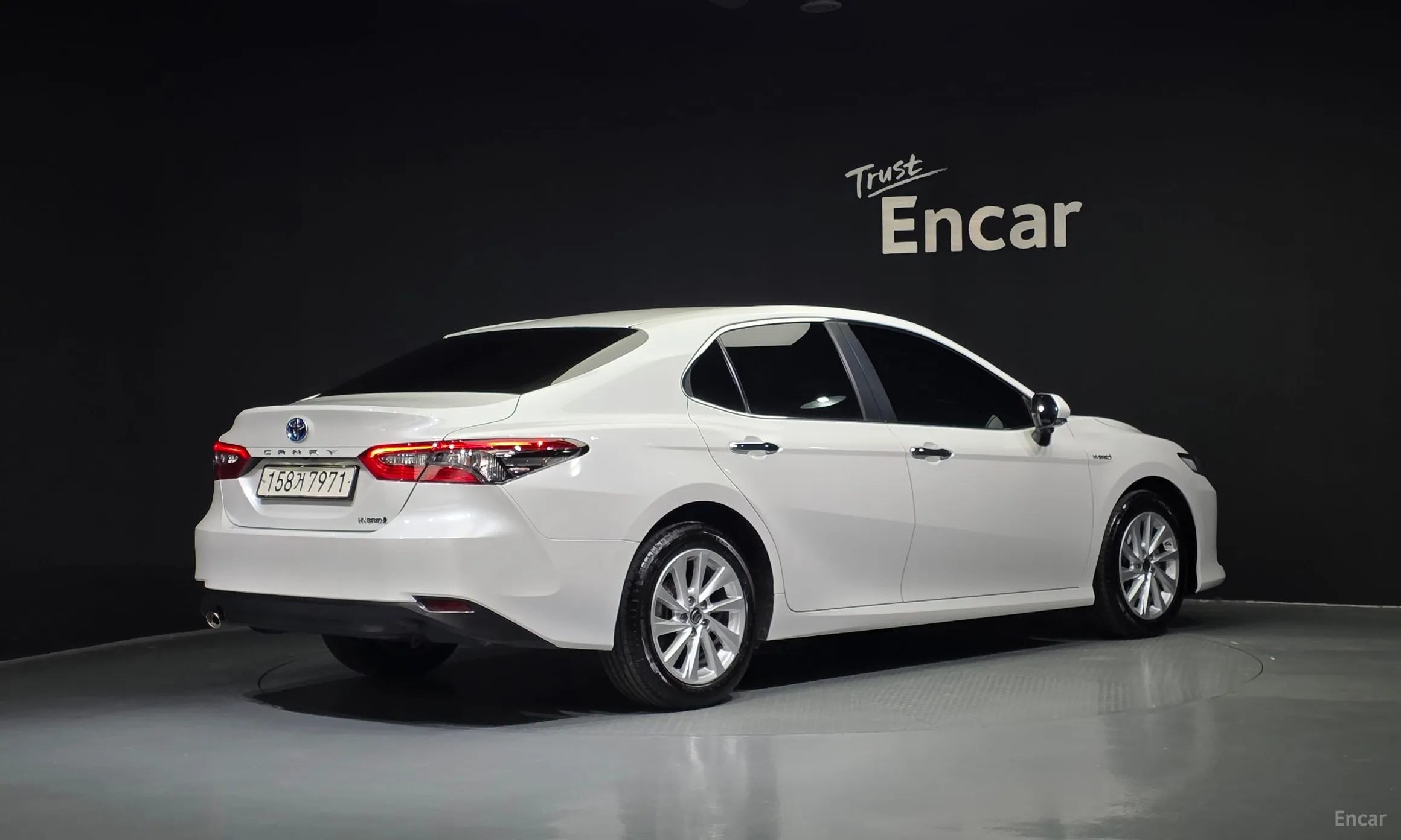 Toyota Camry (XV70) превью 2