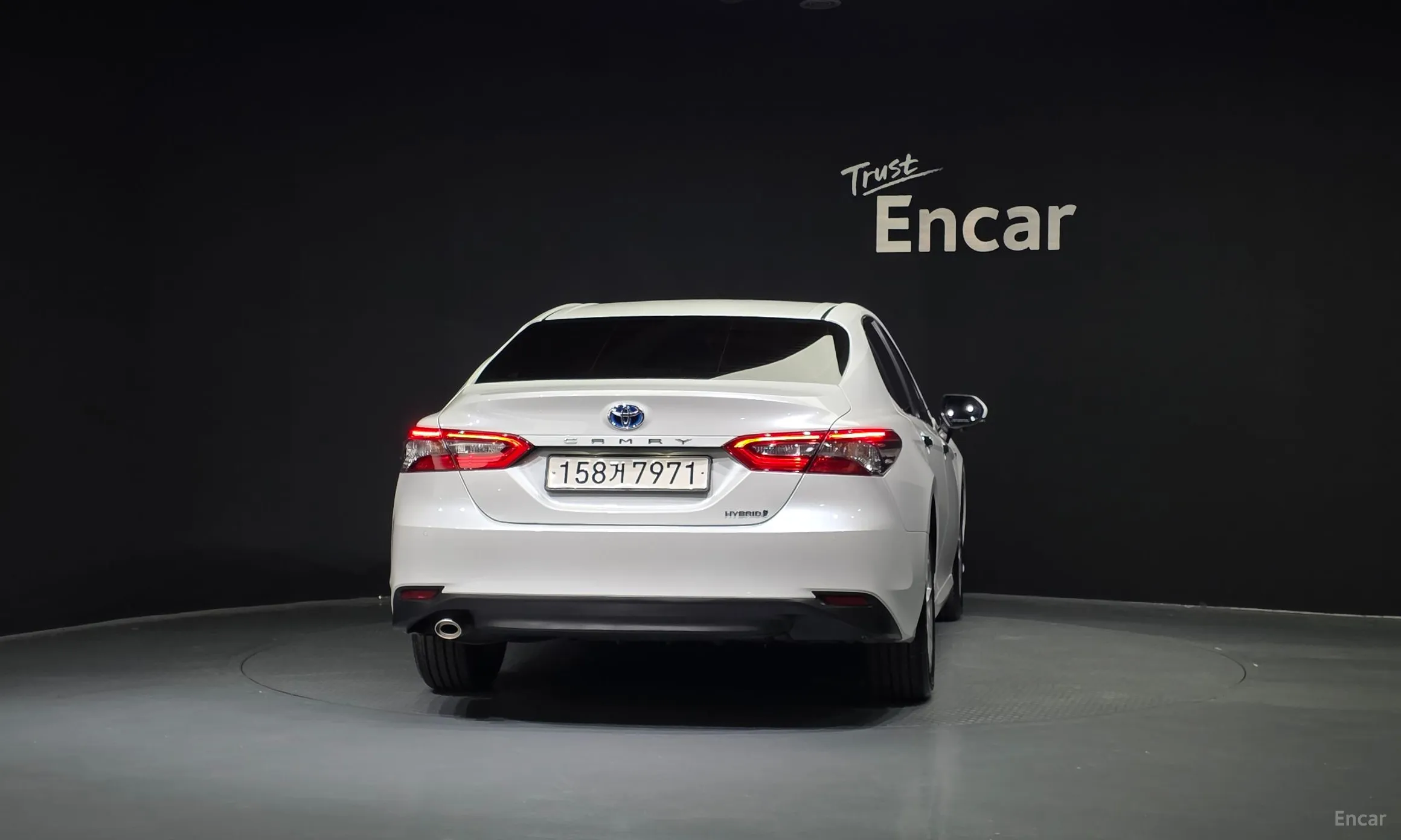Toyota Camry (XV70) превью 4