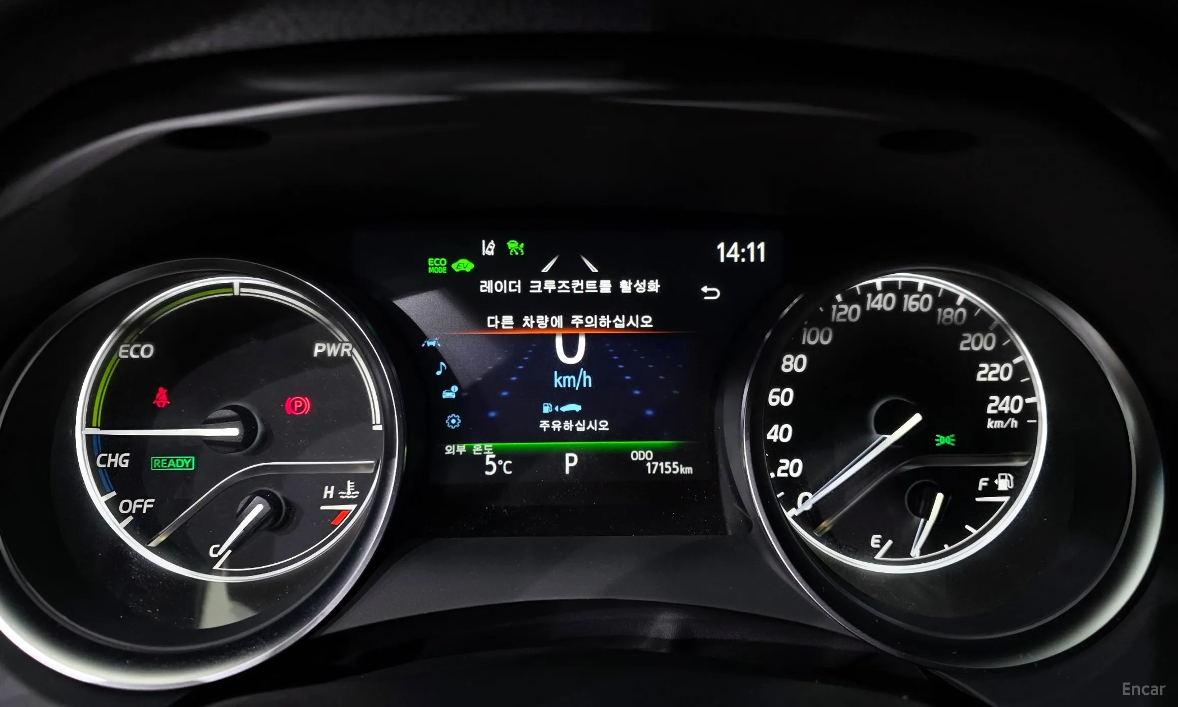 Toyota Camry (XV70) превью 8
