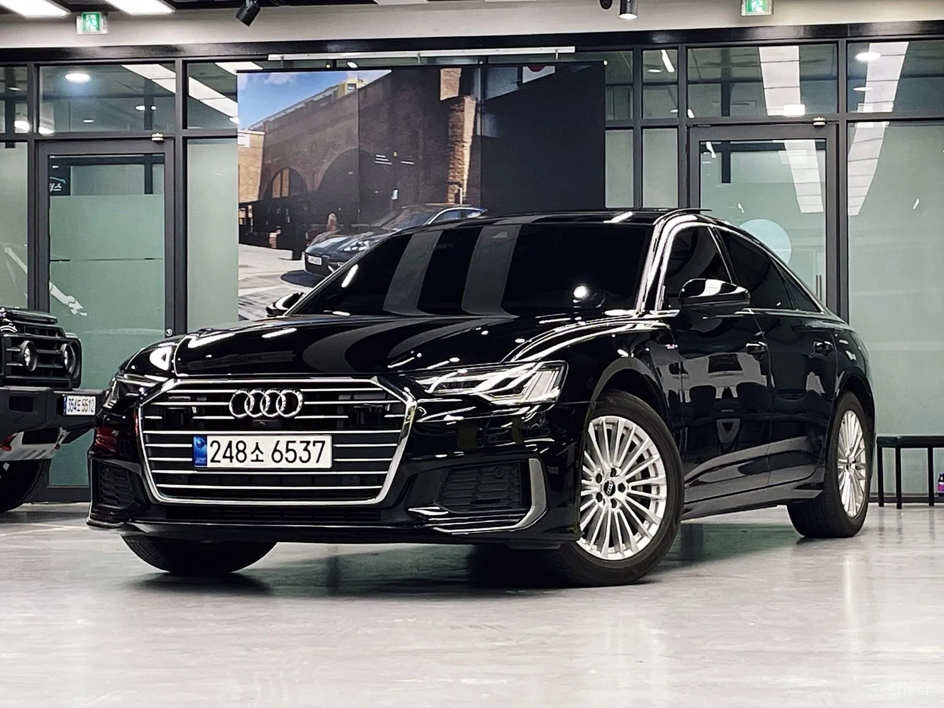 Audi A6 (C8)
