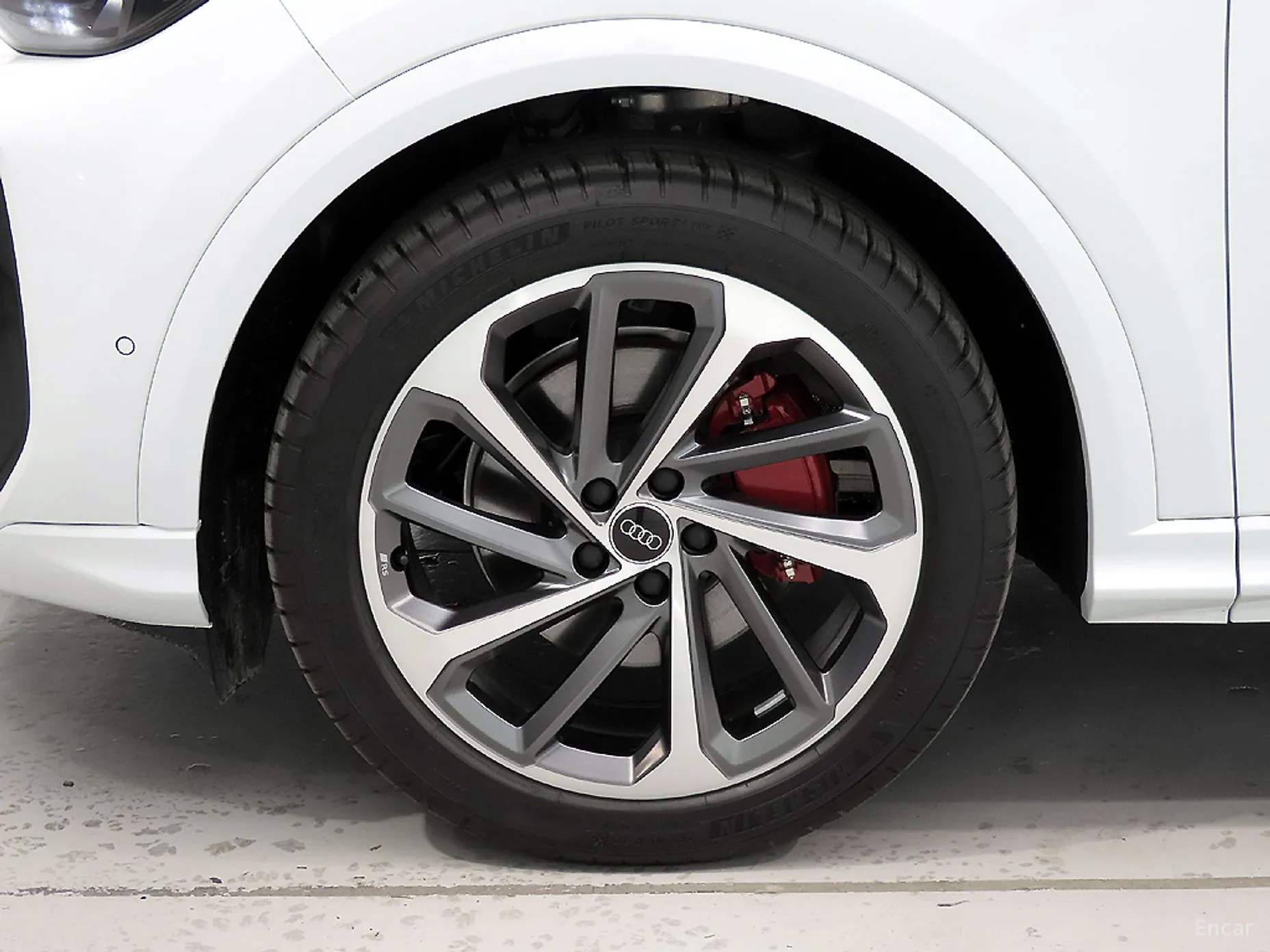 Audi Q5 (80a) превью 5