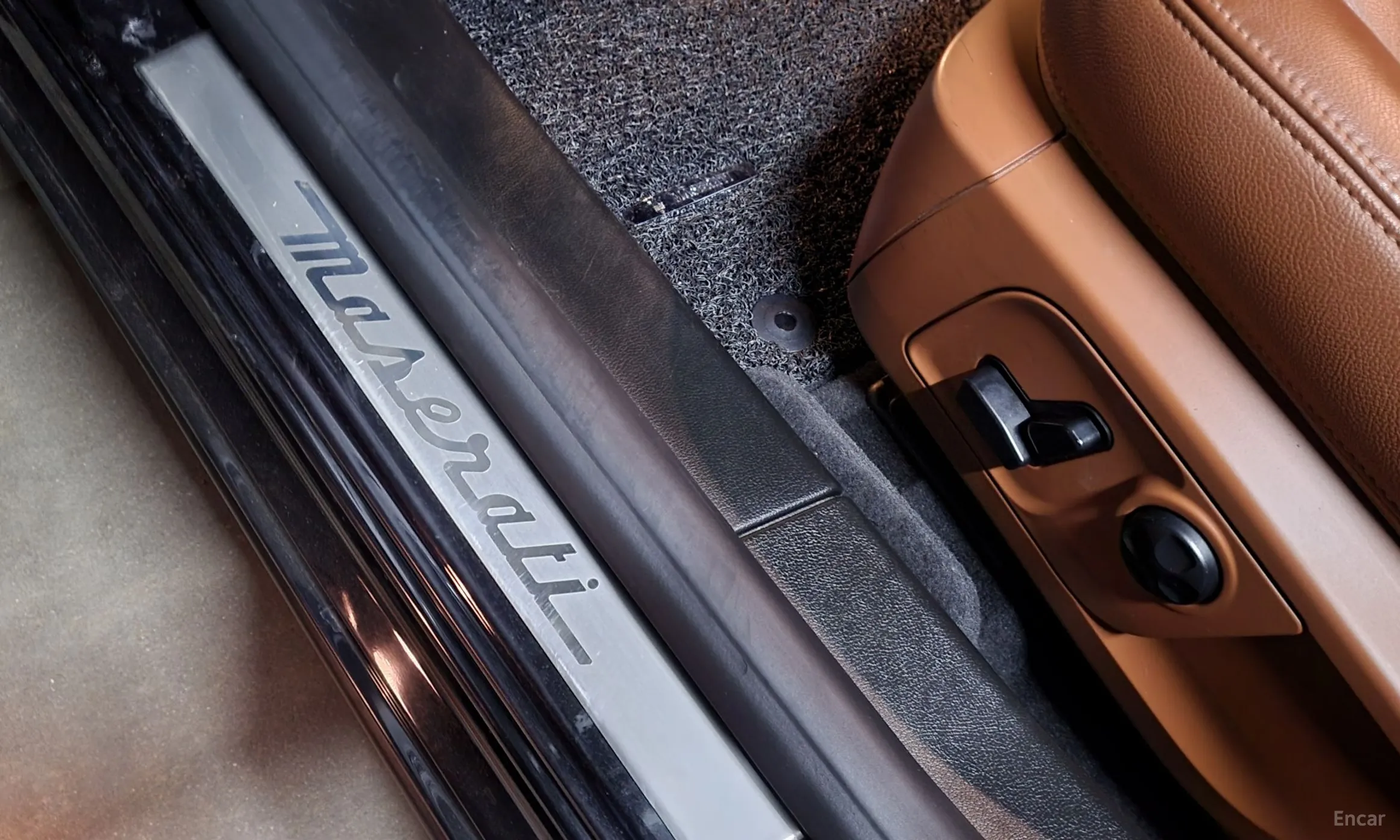 Maserati Ghibli превью 17