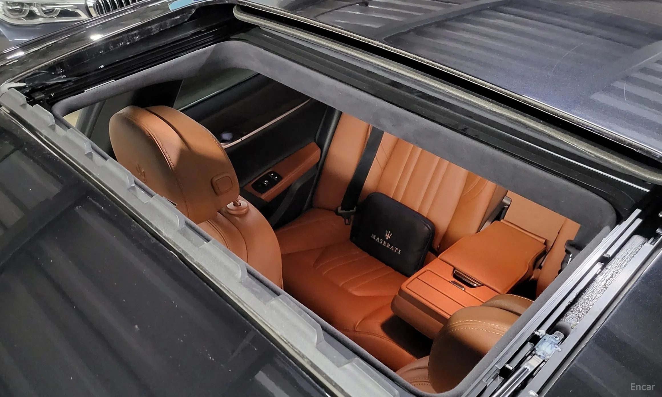 Maserati Ghibli превью 19
