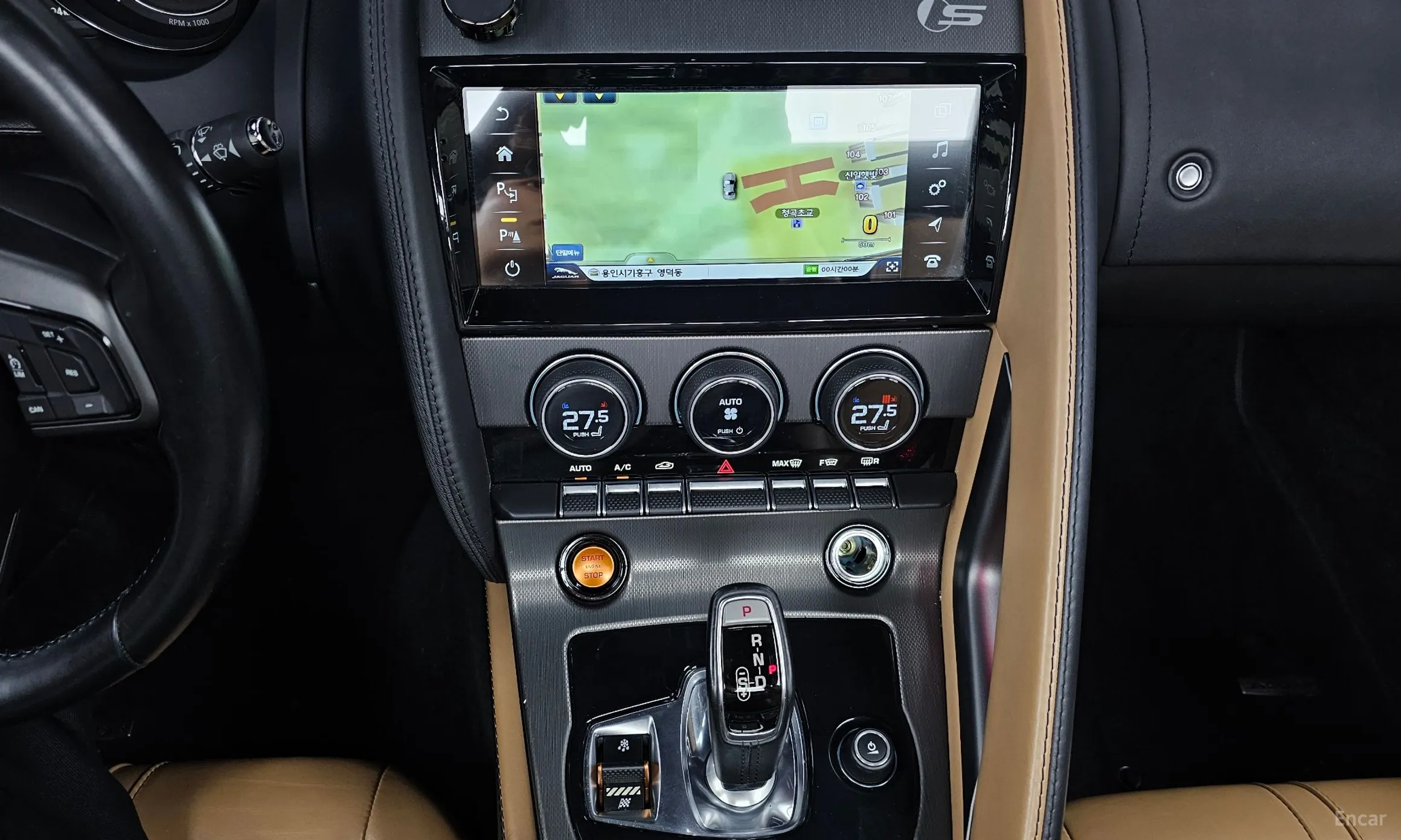 Jaguar F-TYPE превью 15